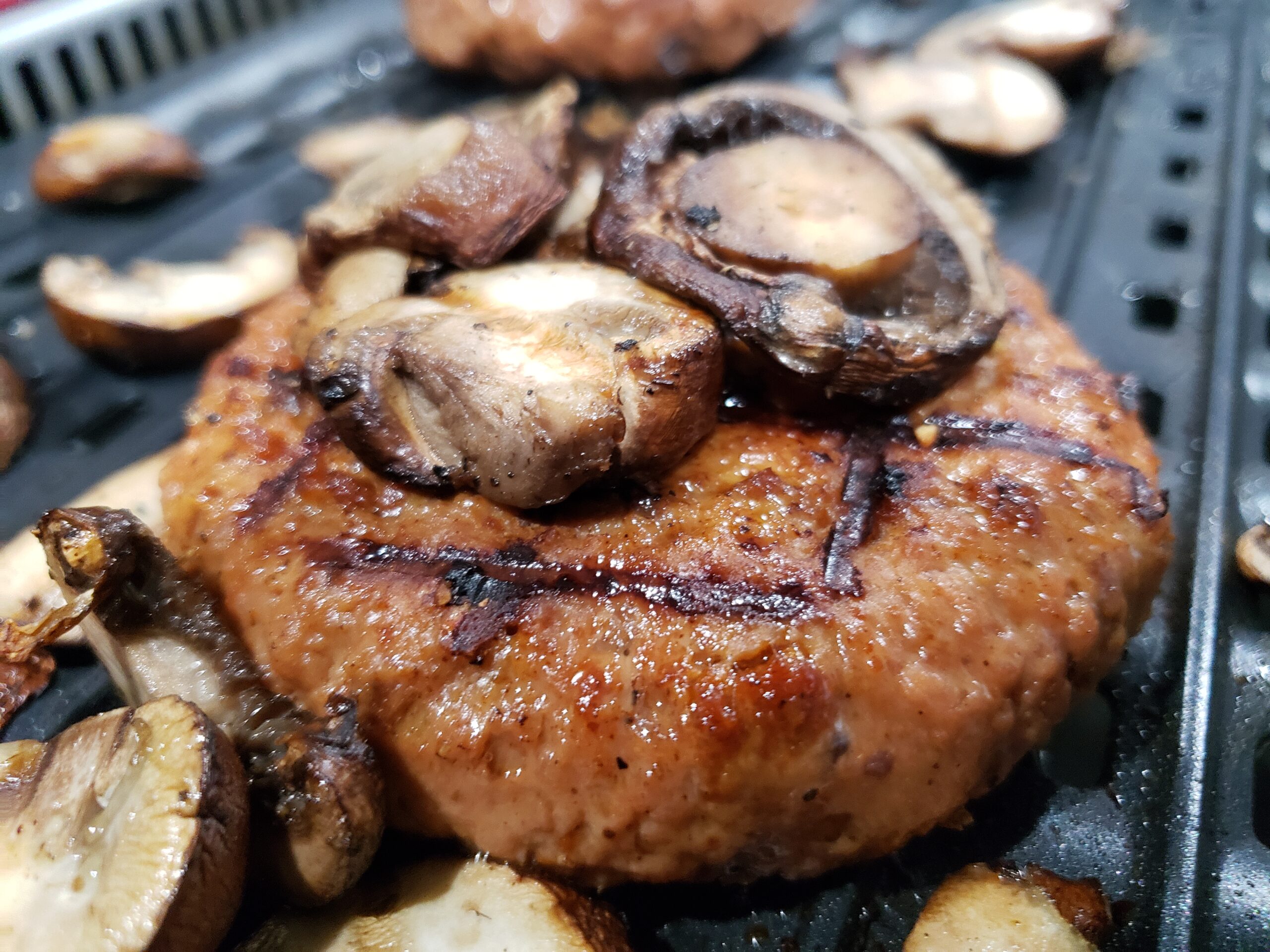 Electric Grill, Techwood Outdoor Electric BBQ Grill, 1600W Portable Removable Stand Grill with Adjustable Heat & Drip Tray, Double Layer Design for Party, Patio & Backyard (Black) - Customer Photo 5