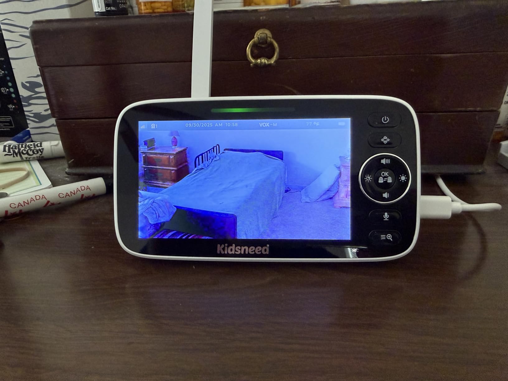 Baby Monitor with Camera and Audio – 720P Baby Camera No Wifi, 5 inch Screen,48 Hours Battery Life, Night Vision, Remote Pan& Tilt& Zoom，Two-Way Talk, Lullabies, Thermal Monitor, 1000ft Range - Customer Photo 1