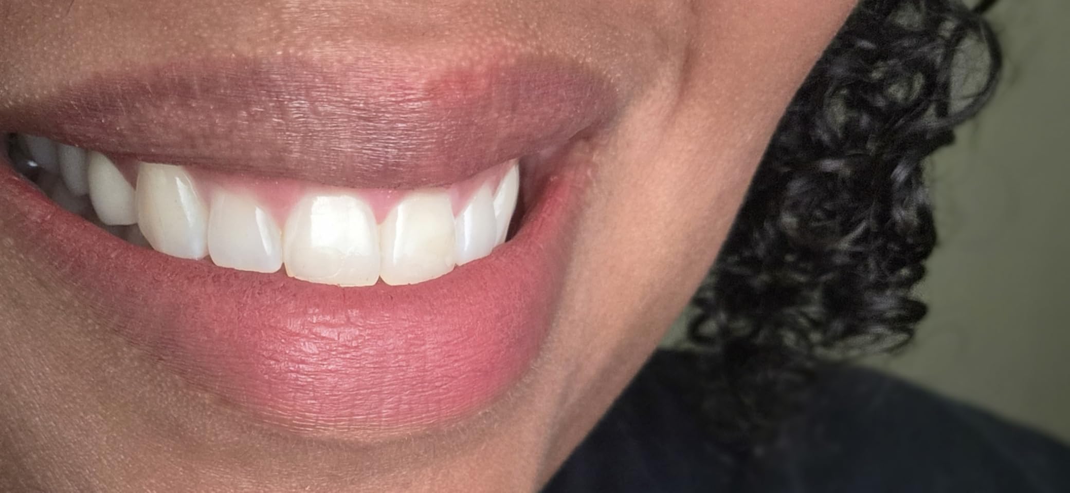 Charlotte Tilbury Matte Revolution Lipstick - Long Lasting, Matte Lipstick with Buildable Color & Lip-Loving Ingredients - Creamy, Easy to Blend Formula - Customer Photo 1