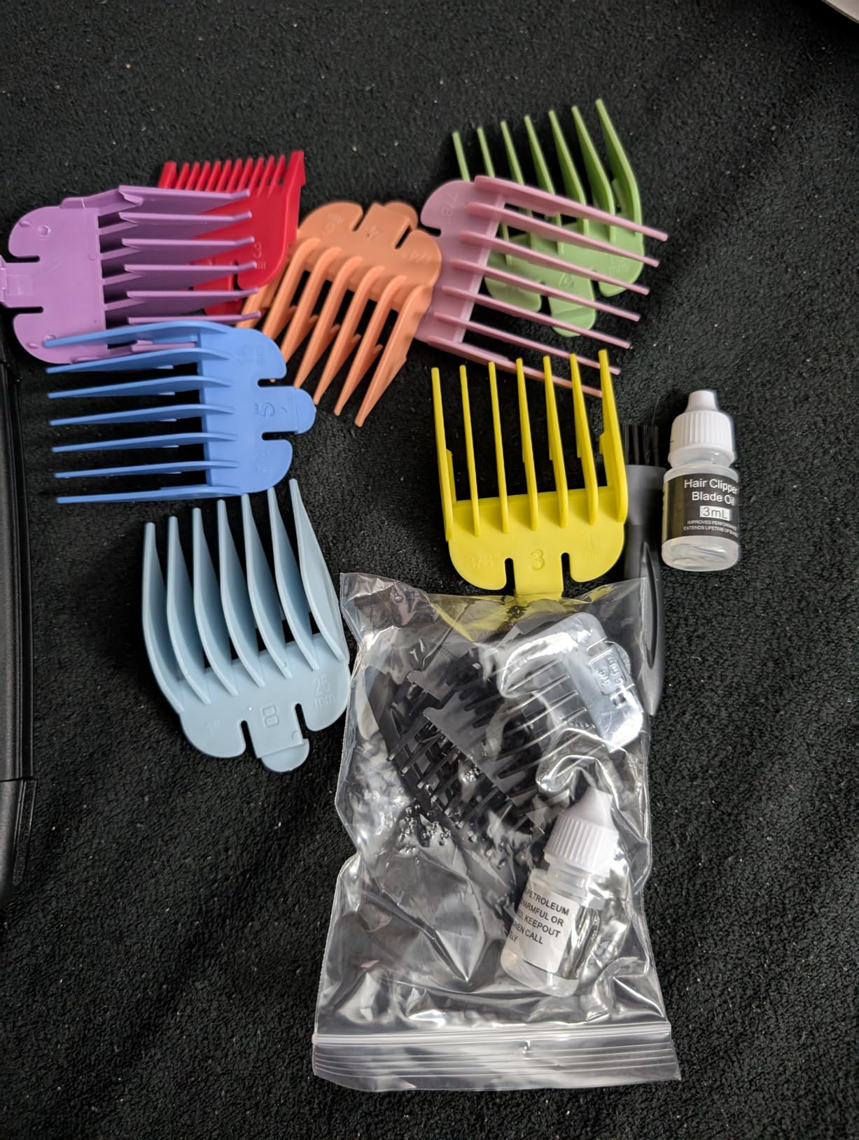 Professional Hair Clippers for Men Cordless & Corded - Rechargeable Barber Clipper & Trimmer Set with Fade Lever for Home Haircuts, Grooming Kit with Guide Combs, with Travel Case - Customer Photo 1