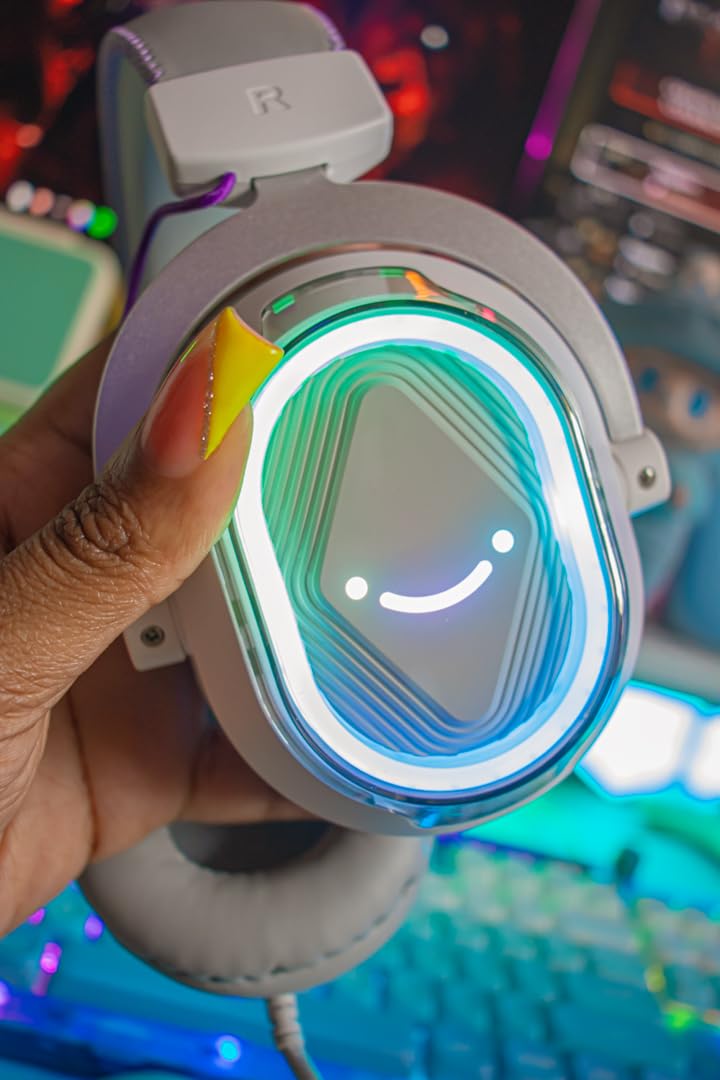 FIFINE Wired USB Gaming Headset: 7.1 Surround Sound - Vibrant Customizable RGB - Game/Chat Balance, Gamer Headphone with Noise Canceling Mic for PC, PS5/PS4, Laptop, Mac - AmpliGame H13BP Customer Review FIFINE Wired USB Gaming Headset: 7.1 Surround Sound - Vibrant Customizable RGB - Game/Chat Balance, Gamer Headphone with Noise Canceling Mic for PC, PS5/PS4, Laptop, Mac - AmpliGame H13BP - Customer Photo 2