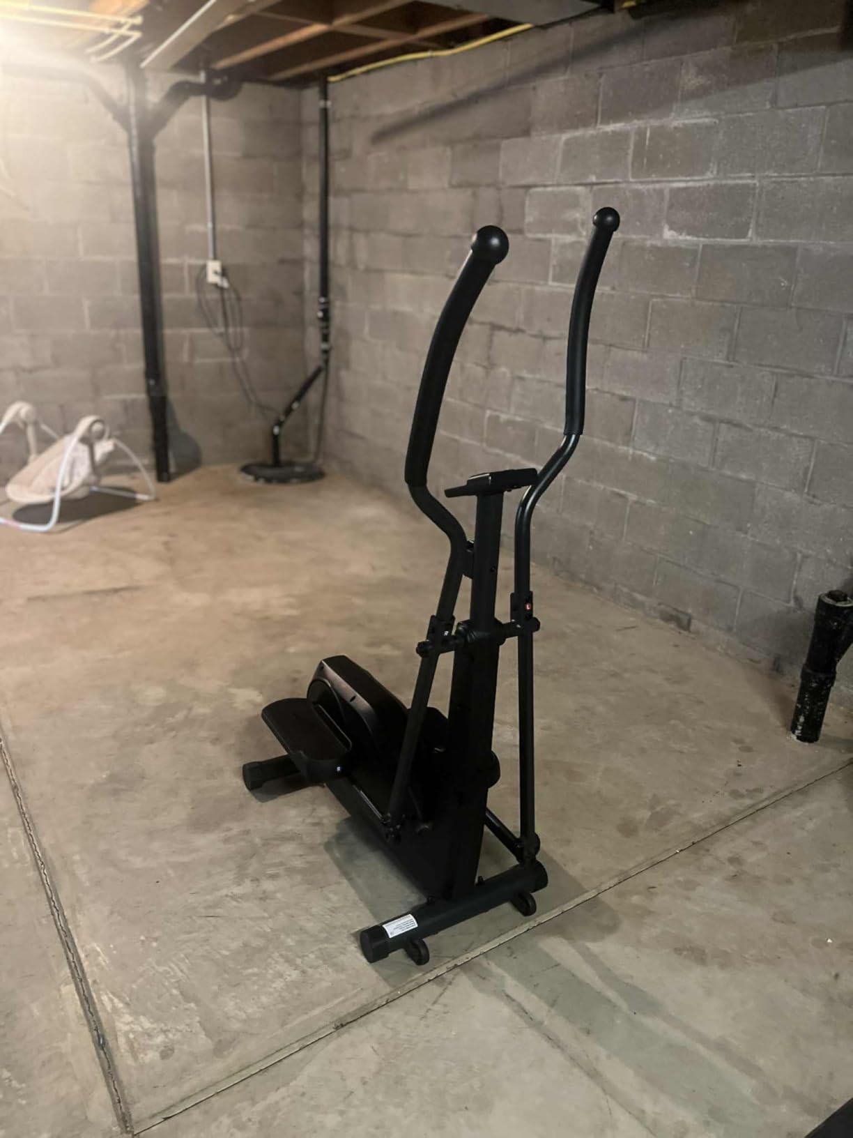 CURSOR FITNESS Elliptical Machine for Home, Elliptical Exercise Machine Elliptical Training Machines with 8 Levels Resistance, Silent Magnetic Elliptical Trainer with 12