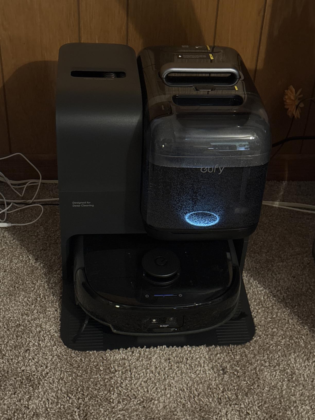 eufy Robot Vacuum E28, Portable Deep Cleaner for Carpet, HydroJet System with Roller Mop, All-in-One Robot Vacuum and Mop Combo, 20,000 Pa Suction, Zero-Tangling, Corner-to-Edge Cleaning (Upgraded) - Customer Photo 4