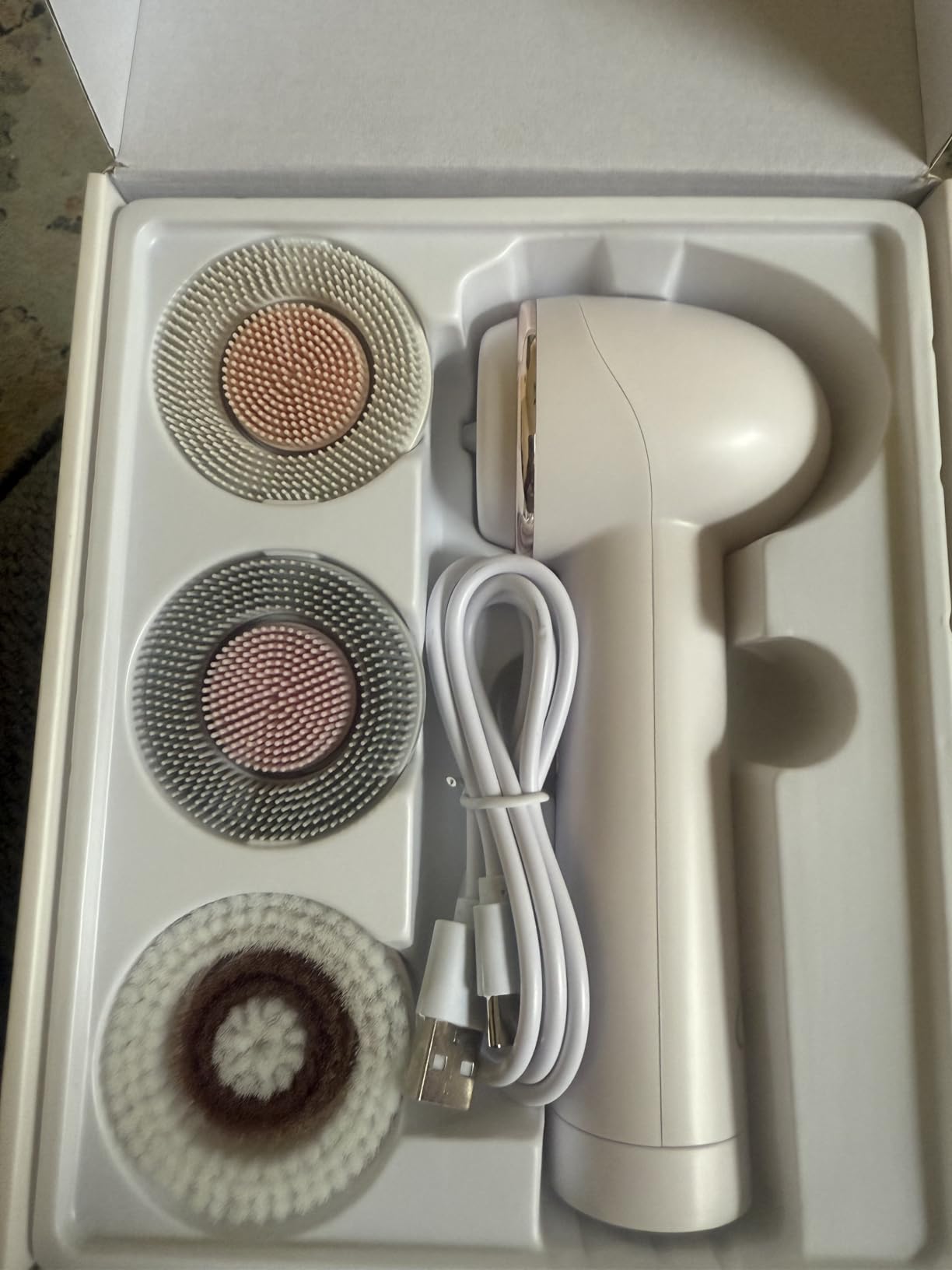 Bidirectional Rotation Facial Cleansing Brush for Women,Rechargeable Waterproof Face Exfoliator Brush for Deep Cleansing,Women Mom Her Christmas Gifts/Stocking Stuffer White Customer Review Bidirectional Rotation Facial Cleansing Brush for Women,Rechargeable Waterproof Face Exfoliator Brush for Deep Cleansing,Women Mom Her Christmas Gifts/Stocking Stuffer White - Customer Photo 2