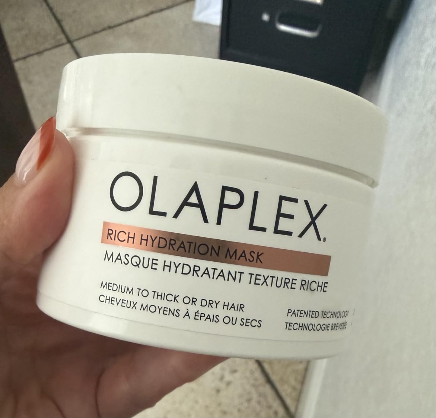 Olaplex Rich Hydration Mask: Cuticle Sealing Mask | Hydrate & Control Frizz | For Dry or Medium to Coarse Hair, 200 ml / 6.7 Fl. Oz. - Customer Photo 1
