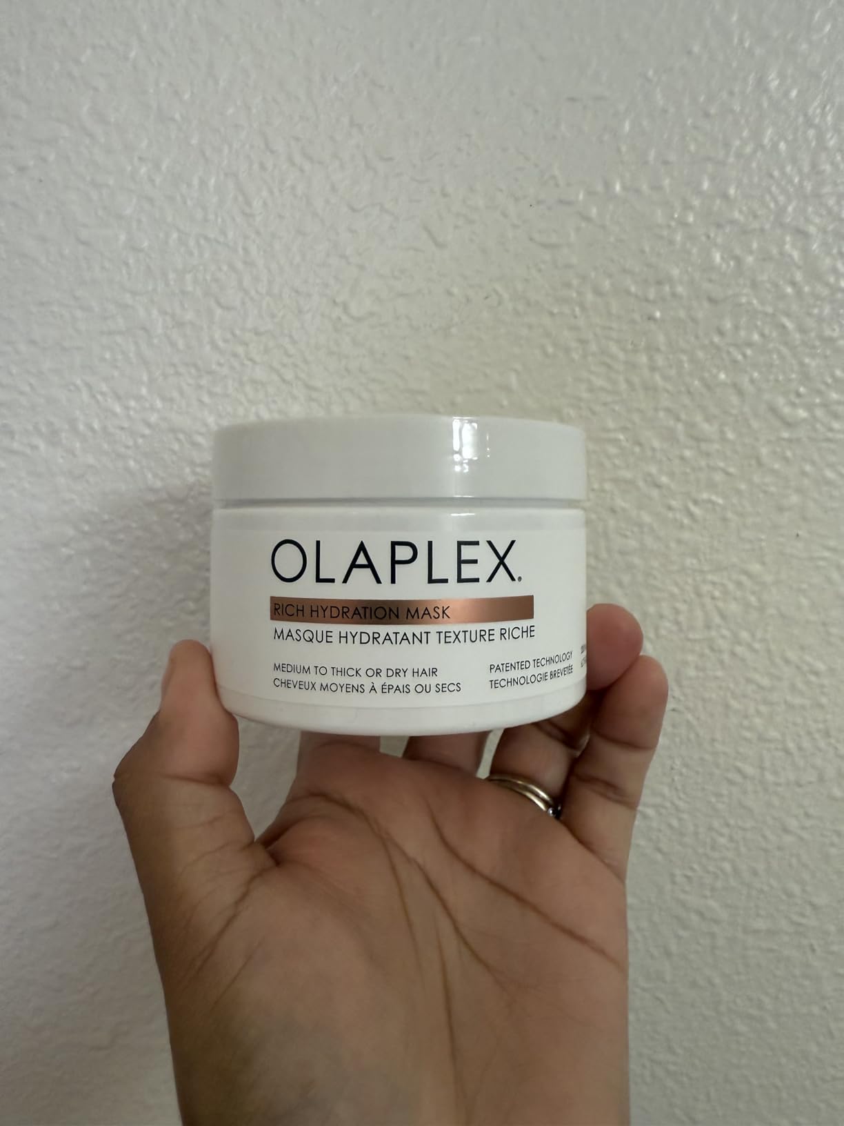 Olaplex Rich Hydration Mask: Cuticle Sealing Mask | Hydrate & Control Frizz | For Dry or Medium to Coarse Hair, 200 ml / 6.7 Fl. Oz. - Customer Photo 2