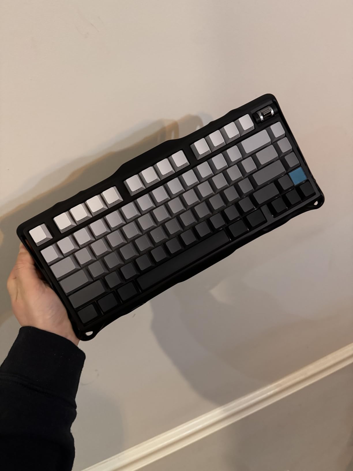 GravaStar Mercury K1 75% Blue Gaming Keyboard, Aluminum Alloy Mechanical Keyboard, Gasket Hot-Swap Socket, Linear Switches, RGB Backlit, Wireless Keyboard for Gaming, Office, and Gifts - Customer Photo 2