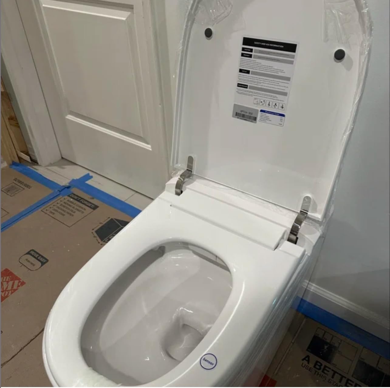 Smart Toilet with Bidet Built in Heated Seat, Smart Tankless Toilet with Warm Water and Dryer, Fahrenheit LED Display, Auto Flush, Foot Sensor - Customer Photo 2