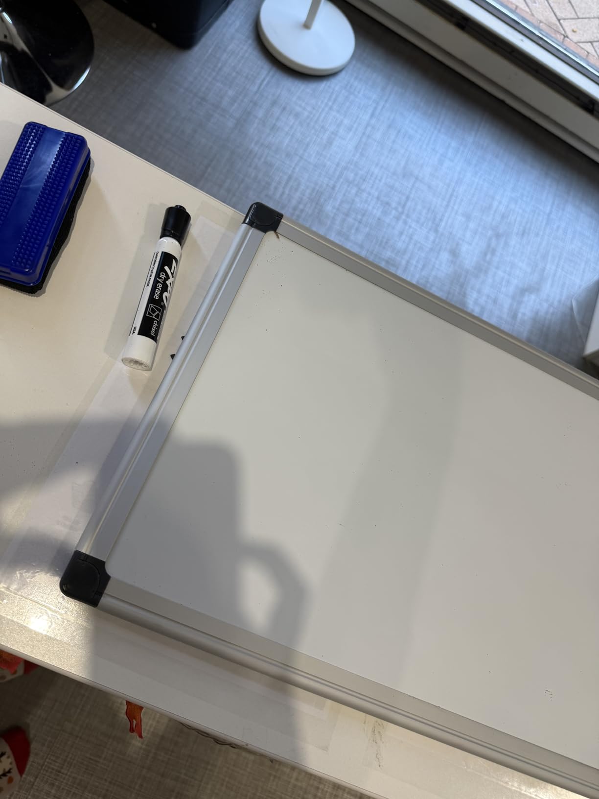 VUSIGN Magnetic Whiteboard for Wall, 24