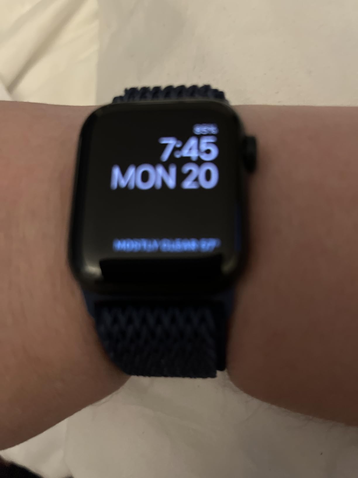 Apple Watch SE 3 [GPS 44mm] Smartwatch with Midnight Aluminum Case with Midnight Sport Band - M/L. Fitness and Sleep Trackers, Heart Rate Monitor, Always-On Display, Water Resistant - Customer Photo 4