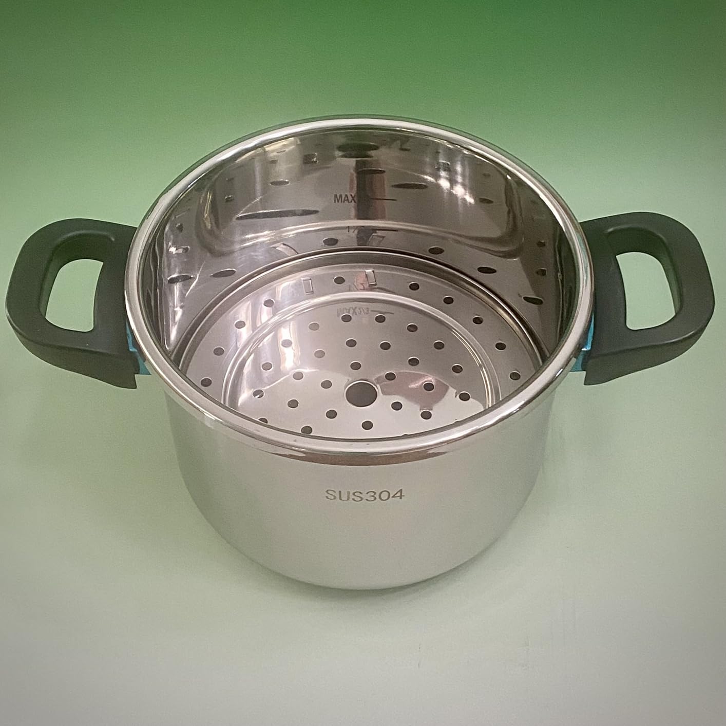 18/8 Stainless Steel Pressure Cooker 6 Quart, [One-Hand Locking] Olla de Presion, [3-In-1] Pressure Cooker, Includes Glass Lid & Steamer, Induction Compatible, Gas Stovetop Compatible - Customer Photo 1