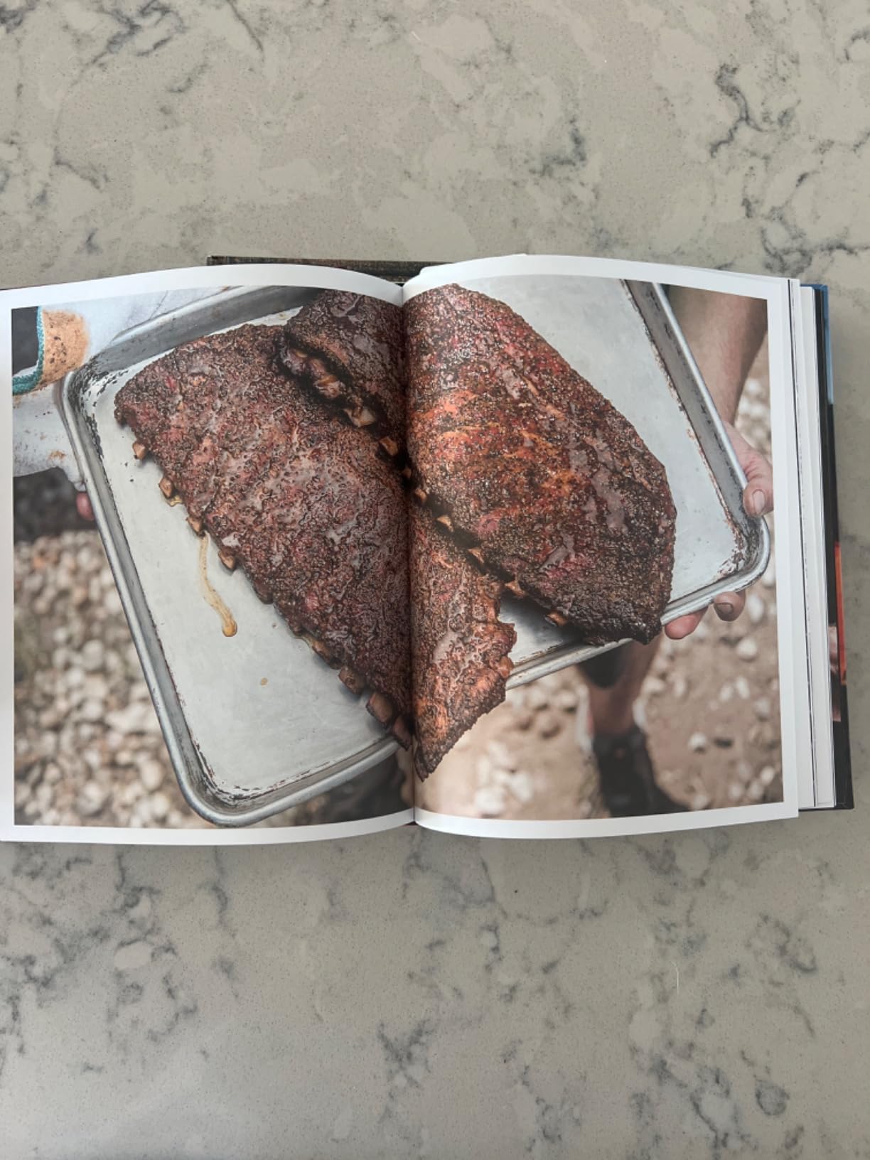 Franklin Barbecue: A Meat-Smoking Manifesto [A Cookbook] - Customer Photo 1