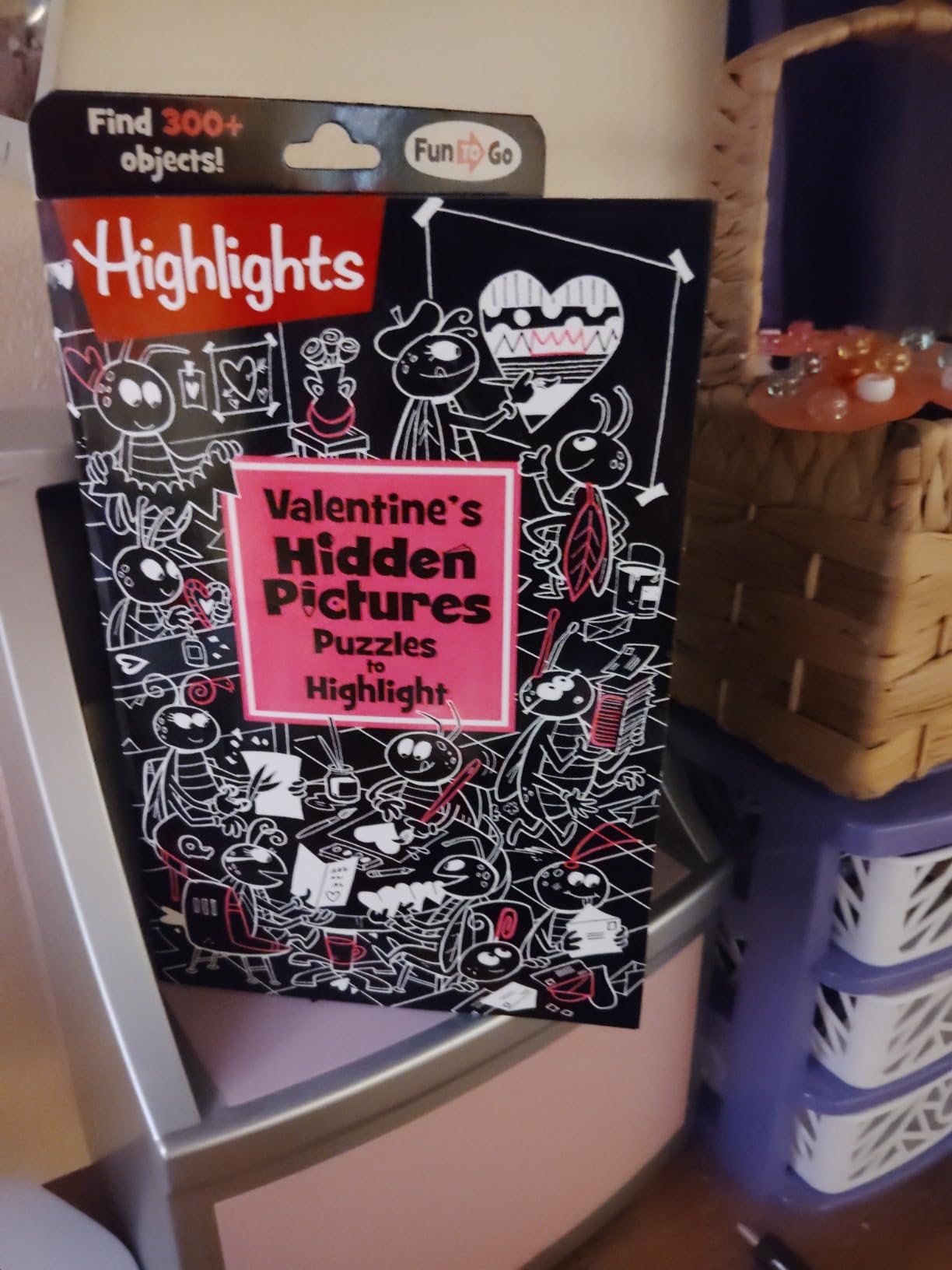 Valentine's Hidden Pictures Puzzles to Highlight: Valentines Book for Kids 6 and Up (Highlights Hidden Pictures Puzzles to Highlight Activity Books) - Customer Photo 1