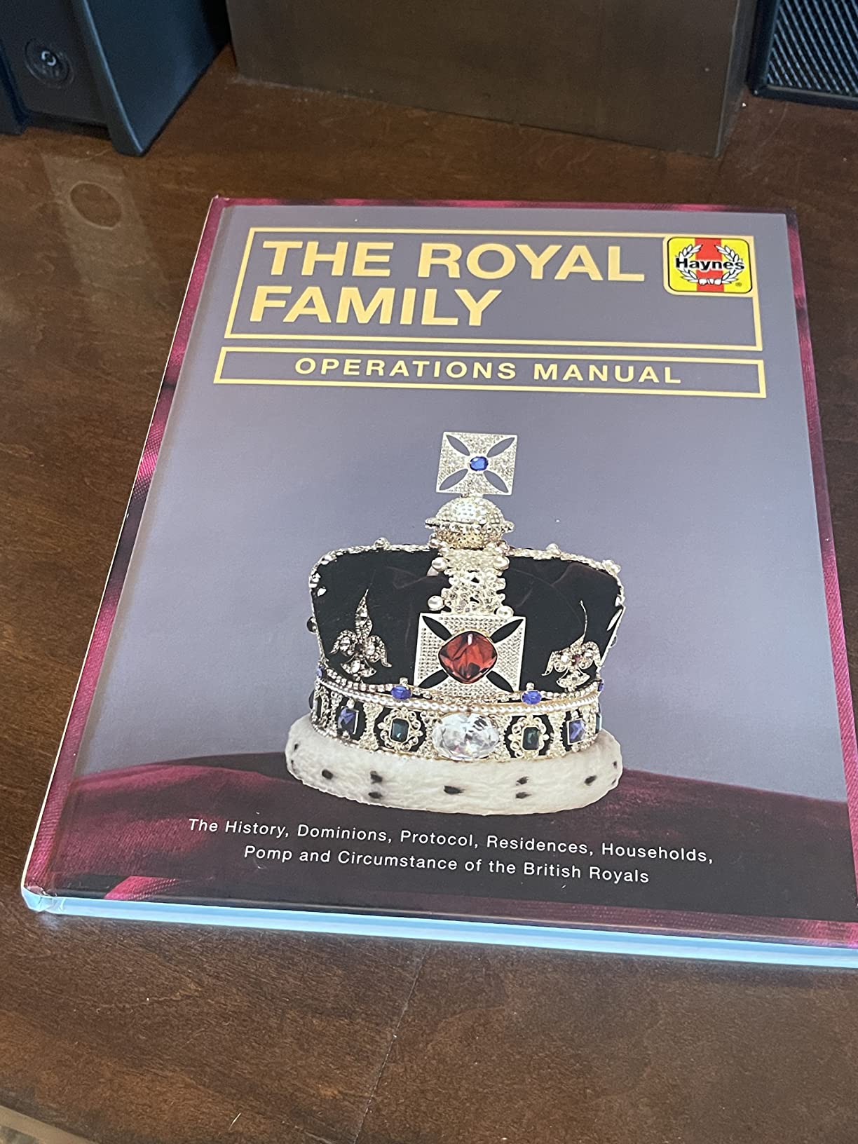 The Royal Family Operations Manual: The History, Dominions, Protocol, Residences, Households, Pomp and Circumstance of the British Royals - Customer Photo 2