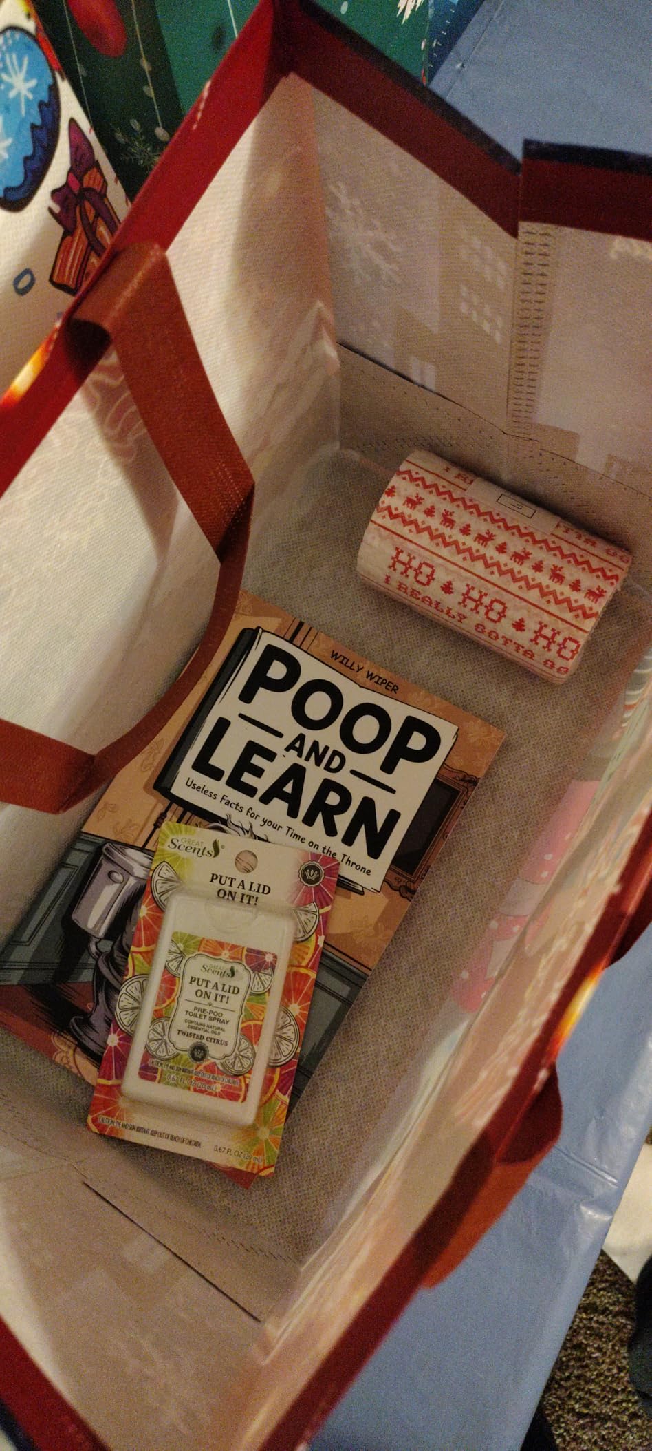 Poop and Learn: Useless Facts for Your Time on the Throne | Funny Toilet Book | Perfect Gag Gift For Curious Minds - Customer Photo 1