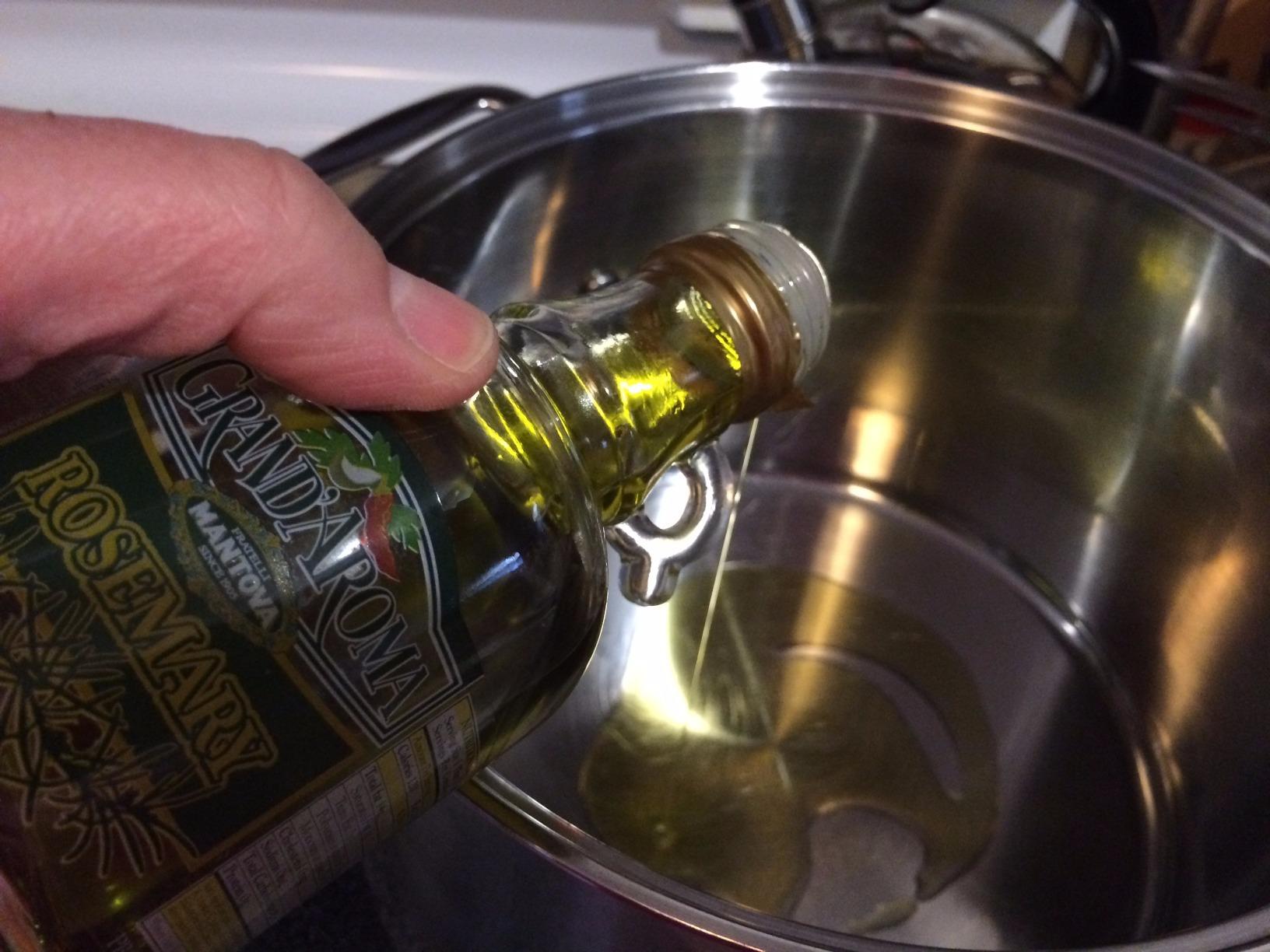 Mantova Grand'Aroma Flavored Extra Virgin Olive Oils, Variety Gift Set, made in Italy, cold-pressed, 100% natural, heart-healthy, for grilling, barbequing, smoking, and cooking, 8.5 oz - Customer Photo 1