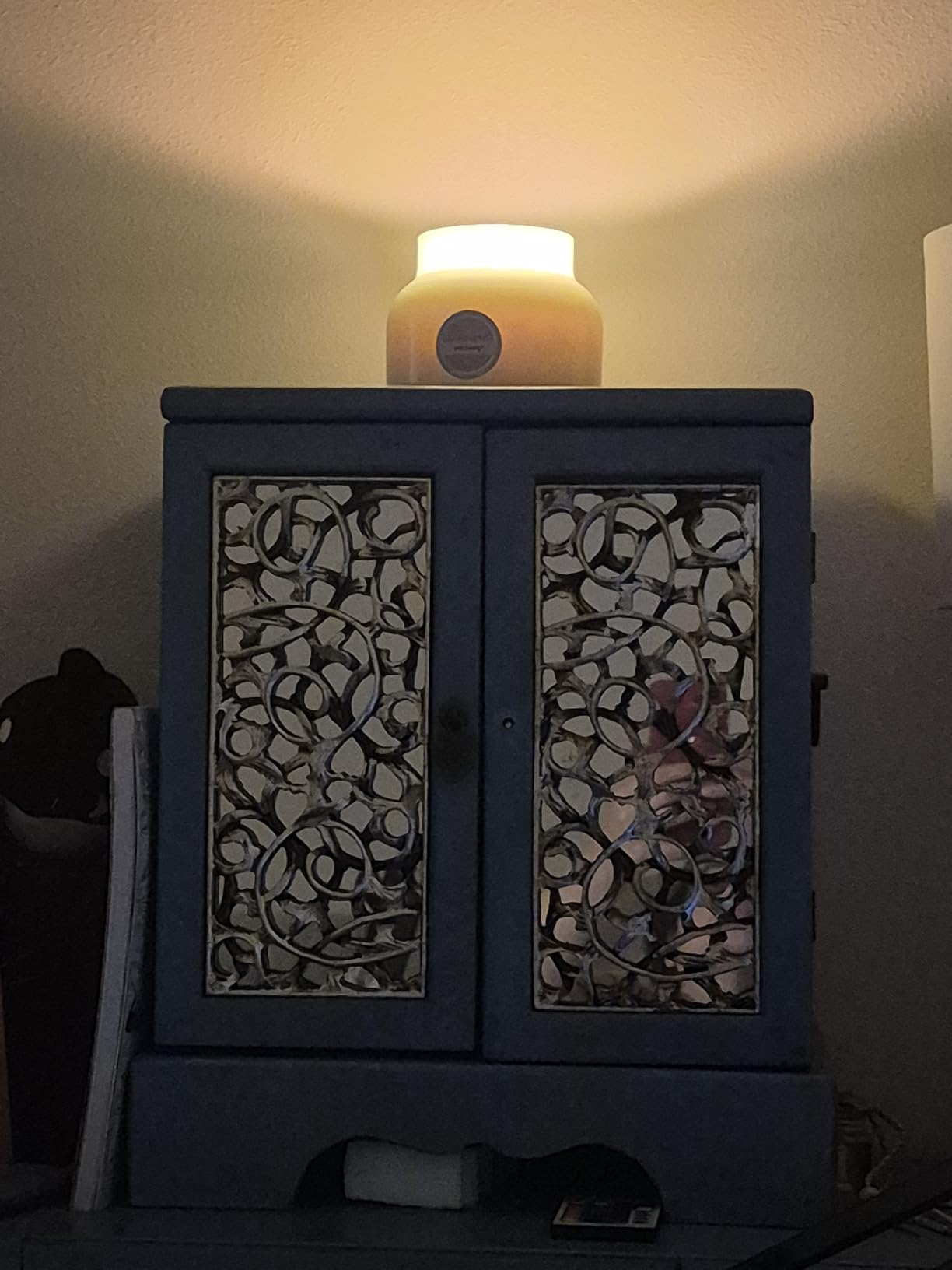 Capri Blue Volcano Scented Candles - Luxury Glass Jar Candles for Home Scented with Tropical Fruit & Sugared Citrus - Soy Wax Blend - Blue Color (19 oz) Customer Review Capri Blue Volcano Scented Candles - Luxury Glass Jar Candles for Home Scented with Tropical Fruit & Sugared Citrus - Soy Wax Blend - Blue Color (19 oz) - Customer Photo 1