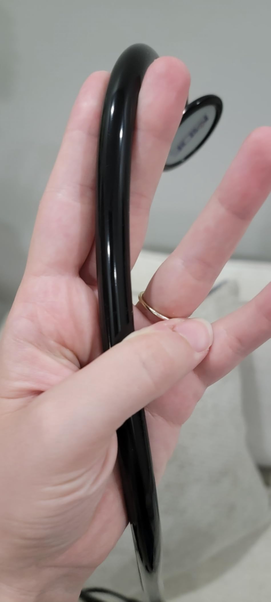 MDF Instruments, Acoustica Lightweight Stethoscope for Doctors, Nurses, Students, Home Health Use, Adult, Dual Head, Black Tube, Black Chestpiece-Headset, MDF747XPBO - Customer Photo 2