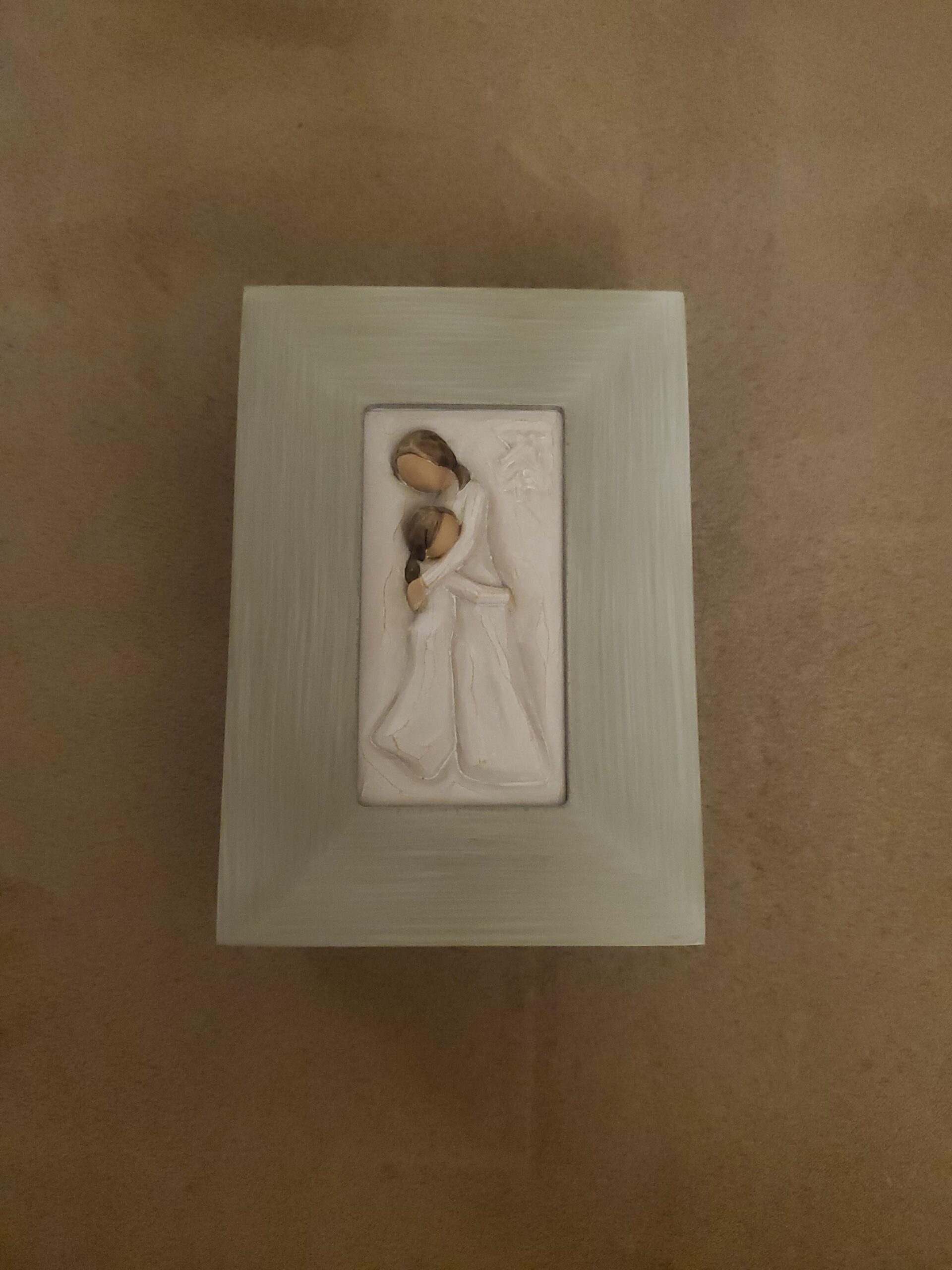 Willow Tree Mother and Daughter, Protect and cherish, give wings to fly, A Message of Family Love and Support, Wood Box to hold Jewelry and Keepsakes, Sculpted Hand-Painted Memory Box - Customer Photo 1
