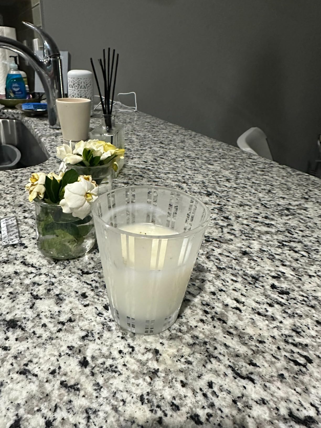 NEST New York Scented Classic Candle, Bamboo - 8.1 oz - Up to 60-Hour Burn Time - Reusable Glass Vessel - Customer Photo 2