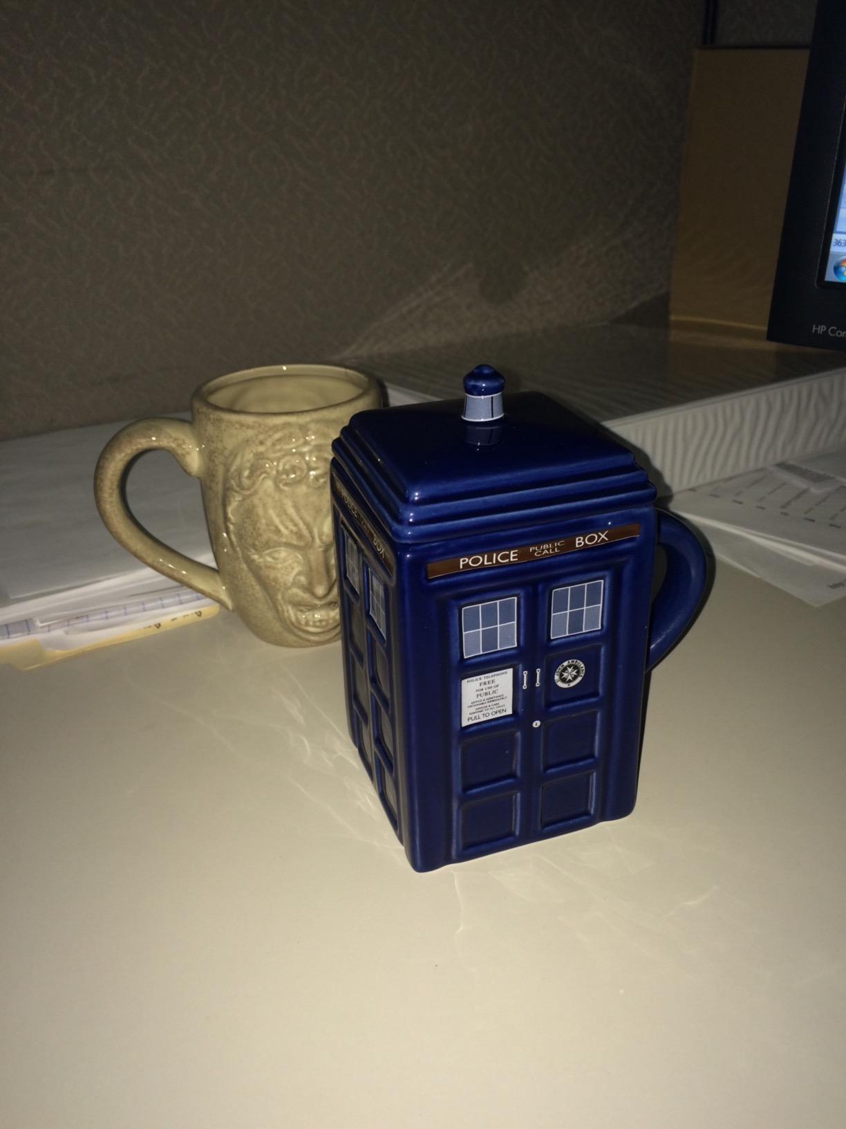 Doctor Who Tardis Mug | Official Square Shaped Ceramic Coffee Mug With Lid | Holds 17-Ounces of Your Favorite Coffee, Tea, Or Other Drink Customer Review Doctor Who Tardis Mug | Official Square Shaped Ceramic Coffee Mug With Lid | Holds 17-Ounces of Your Favorite Coffee, Tea, Or Other Drink - Customer Photo 2
