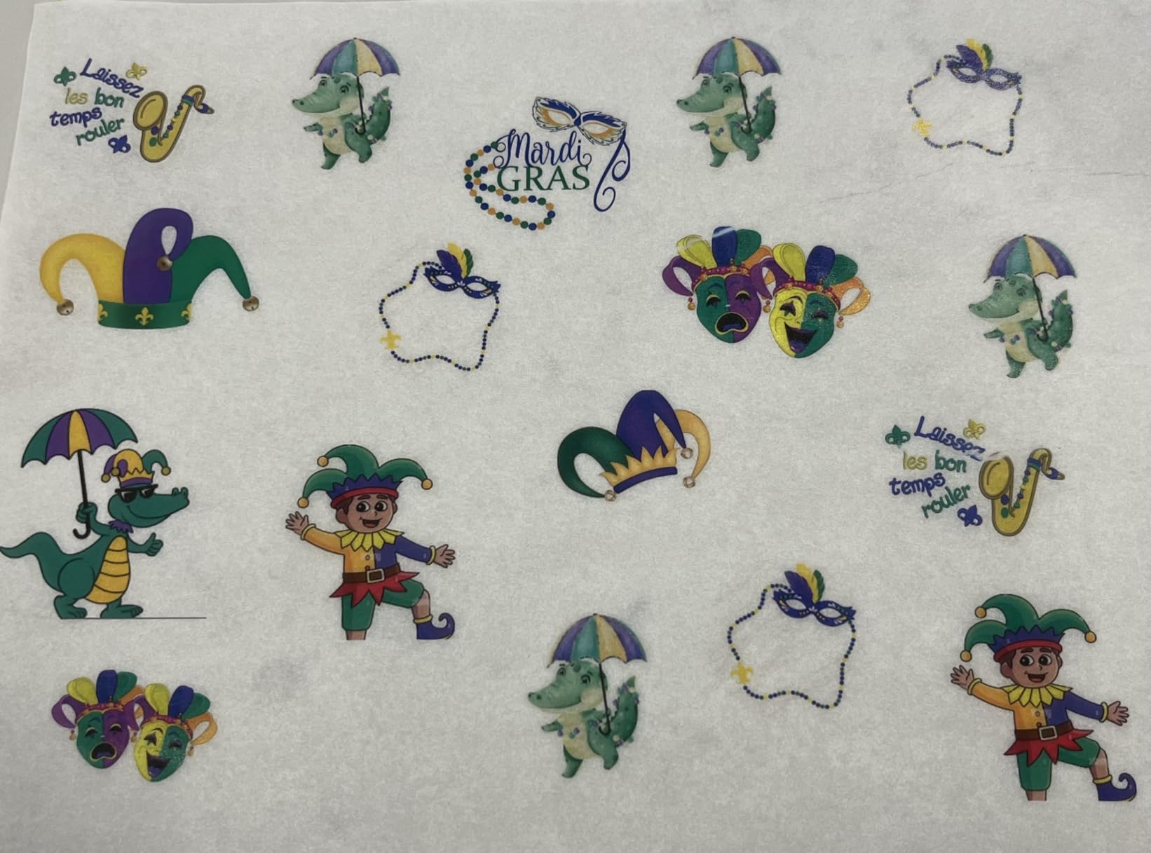 Crayola Light Up Tracing Pad - Blue, Drawing & Tracing Projector for Kids, Holiday & Christmas Gifts for Girls & Boys, Sketching Light Box Table, Toys for Kids, Ages 6+ - Customer Photo 2