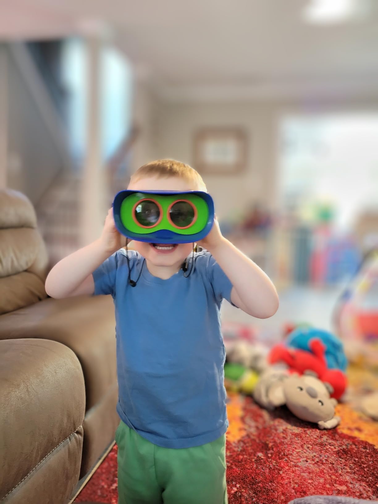 Educational Insights GeoSafari Jr. Kidnoculars, Binoculars for Toddlers & Kids, Easter Basket Stuffers for Kids, Gift for Toddlers Ages 3+ - Customer Photo 2