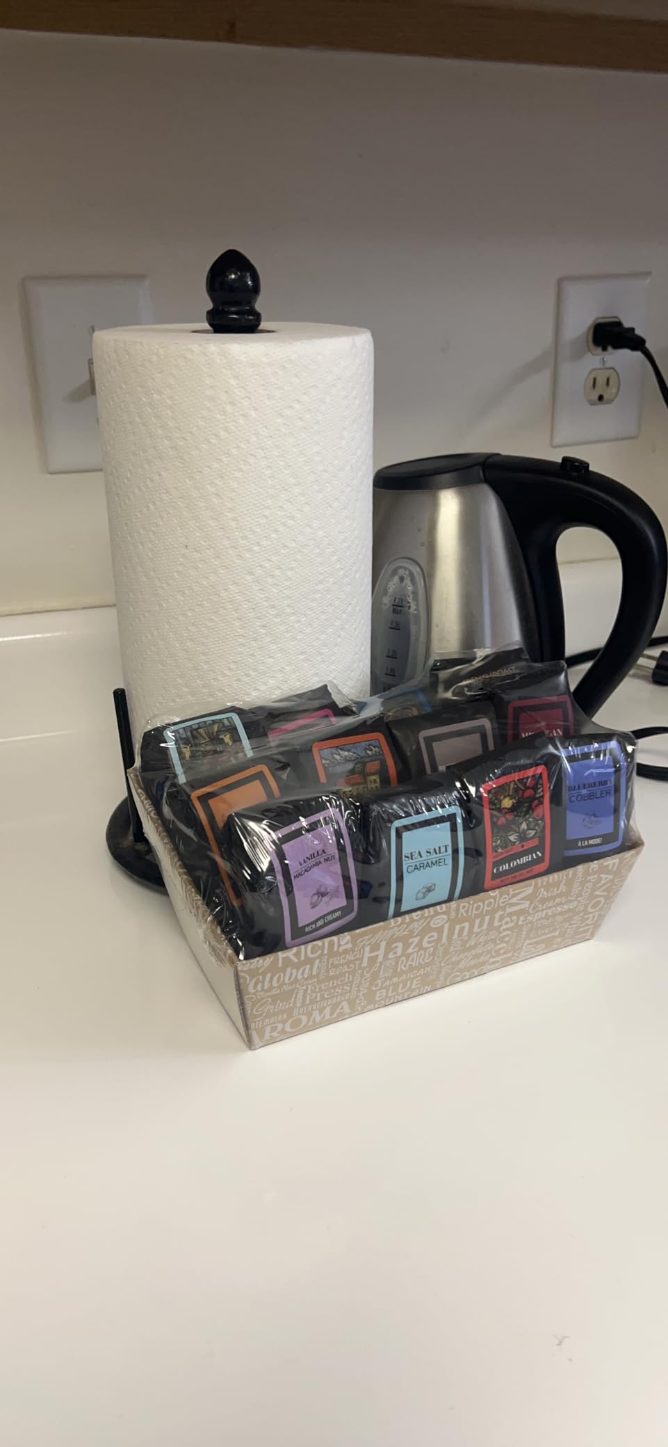 Indulgent Coffee Selection Gift Box | 100% Specialty Arabica Coffee | 12 Sample Bags of Medium Roast Ground Coffee Customer Review Indulgent Coffee Selection Gift Box | 100% Specialty Arabica Coffee | 12 Sample Bags of Medium Roast Ground Coffee - Customer Photo 2