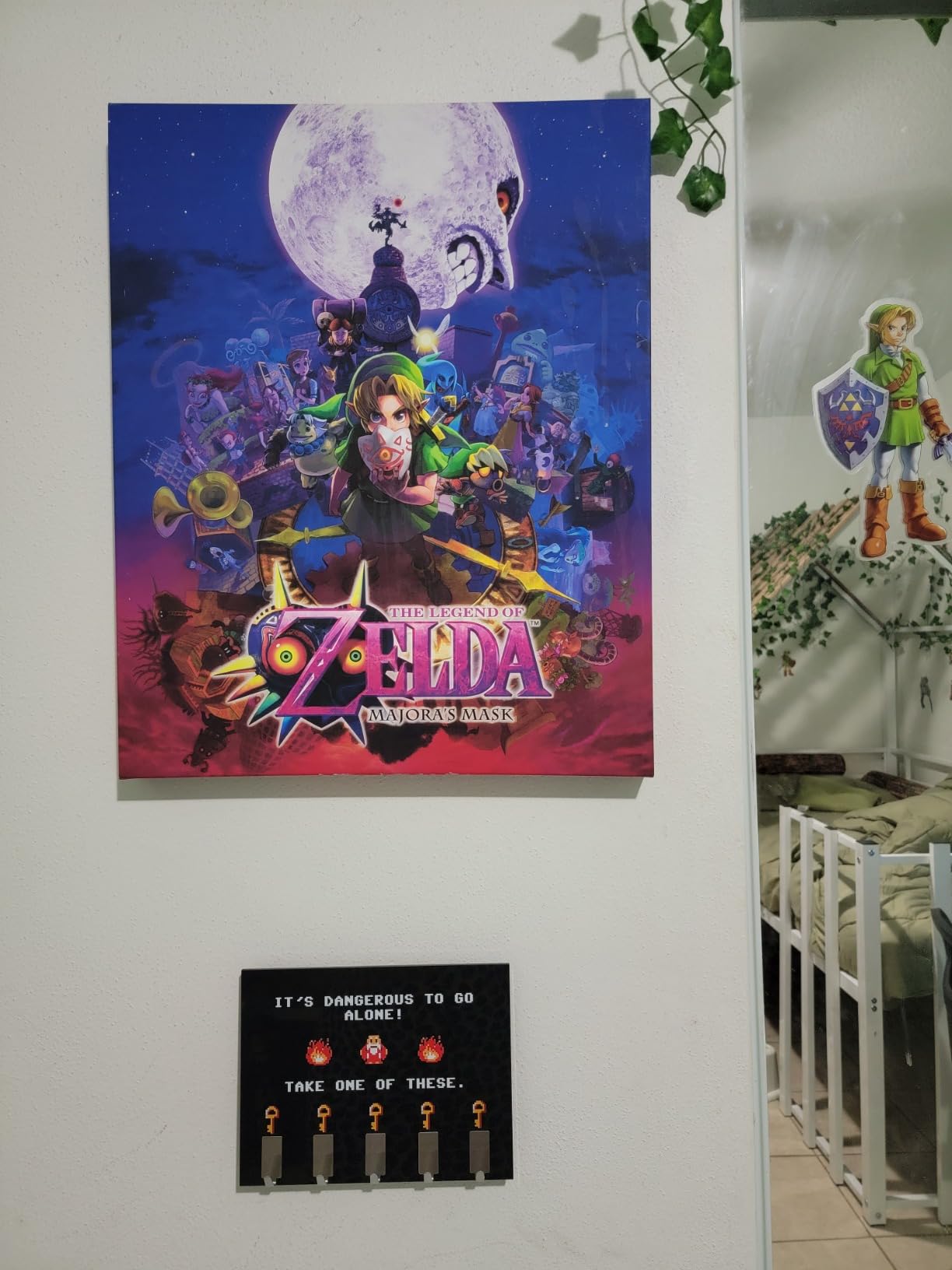 getDigital Dangerous to Go Alone Key Rack - Geeky Home and Office Decor Wall-Mounted Key Holder with 5 Metal Hooks - 21 x 16 cm - Customer Photo 2