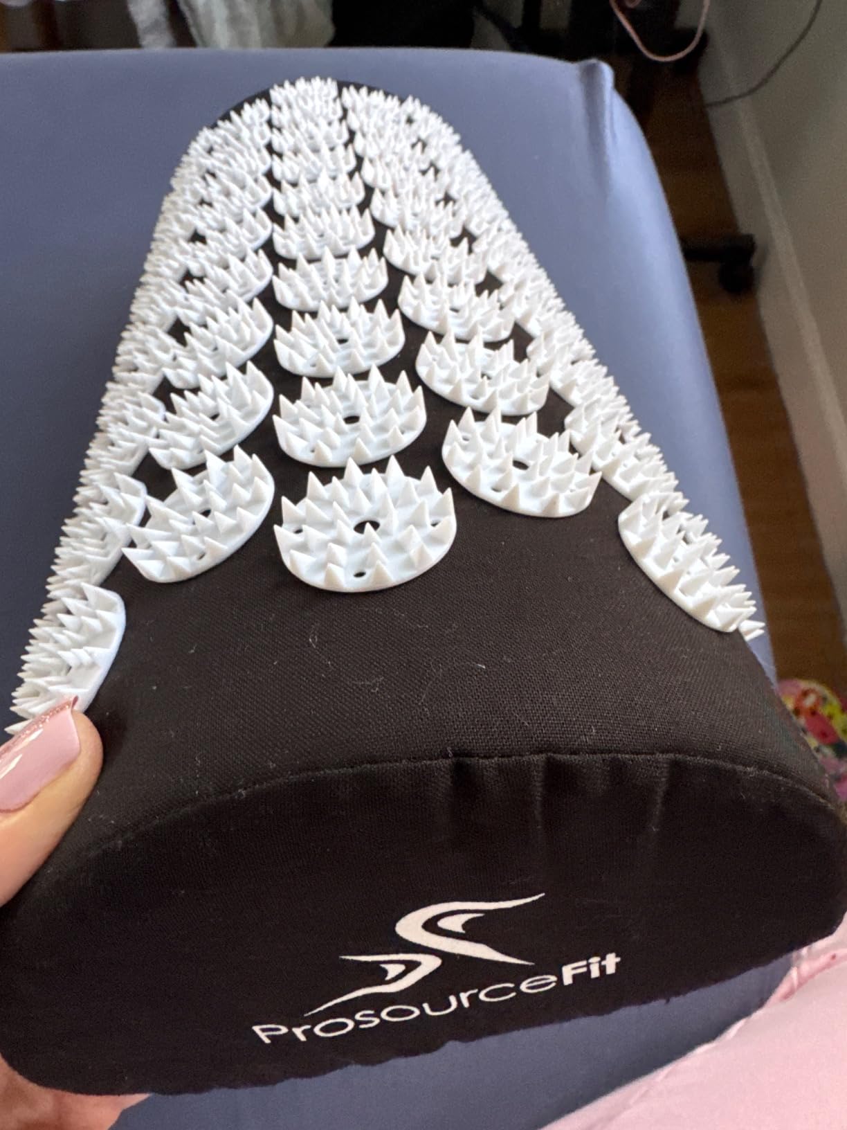 ProsourceFit Acupressure Mat and Pillow Set for Back/Neck Pain Relief and Muscle Relaxation, Black - Customer Photo 1