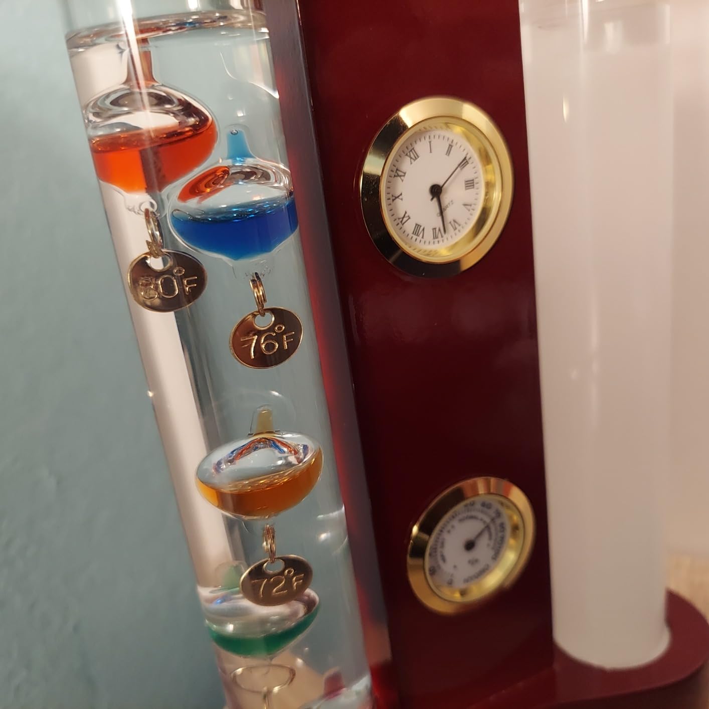 Lily's Home Analog Weather Station with Galileo Thermometer, Precision Quartz Clock & Hygrometer, FitzRoy Storm Glass, Gift for Friends and Family, Holiday Gift, Indoor & Outdoor Décor (7