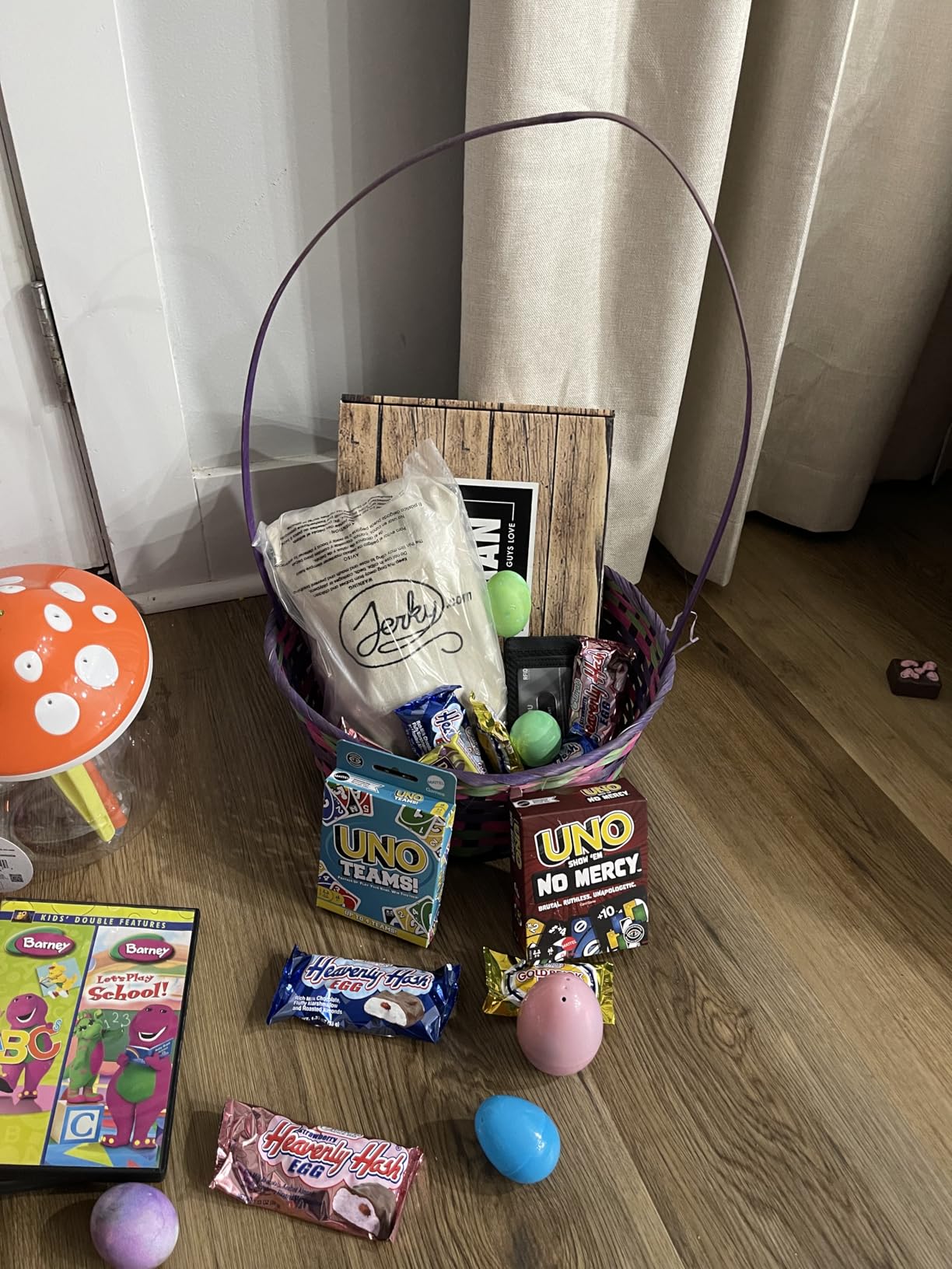 Jerky.com Gift Bag for Men | 26 Piece Meat Sticks Gift Basket with Beef Sticks, Pork, Turkey, Ham & Cheese Sticks | High Protein Snack Variety Pack | Christmas Gifts | Beef Jerky Gifts for Men Customer Review Jerky.com Gift Bag for Men | 26 Piece Meat Sticks Gift Basket with Beef Sticks, Pork, Turkey, Ham & Cheese Sticks | High Protein Snack Variety Pack | Christmas Gifts | Beef Jerky Gifts for Men - Customer Photo 2