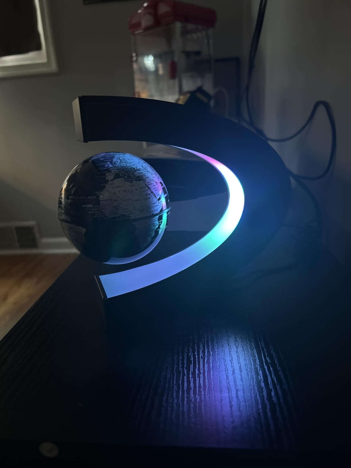 Magnetic Levitating Globe with LED Light, Cool Tech Gift for Men Father Boys and Girls , Birthday Gifts for Kids, Floating Globes World Desk Gadget Decor in Office Home/Display Frame Stand - Customer Photo 1