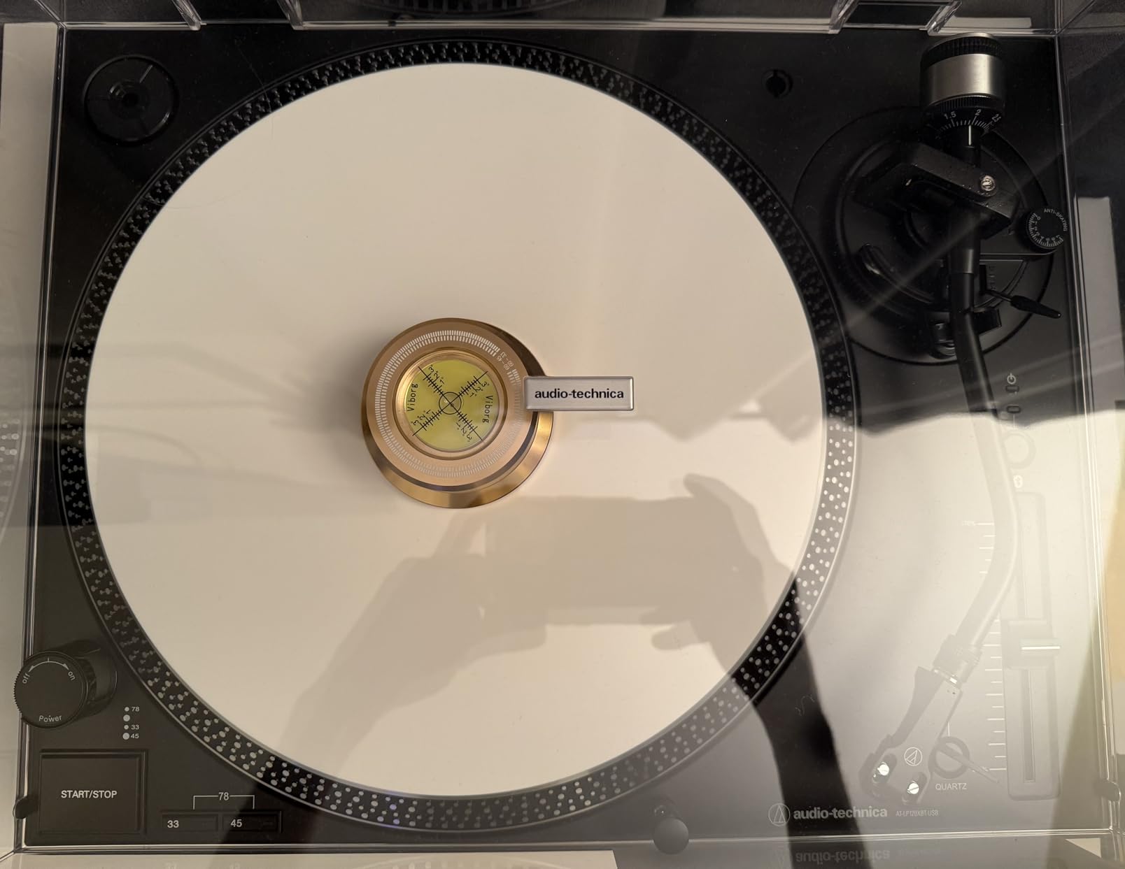 Viborg LP628B Record Weight Stabilizer, Turntable Level and Strobe Scale All-in-one, 280G LP Disc Stabilizer Vinyl Clamp for Phonograph (60Hz, Black) - Customer Photo 1