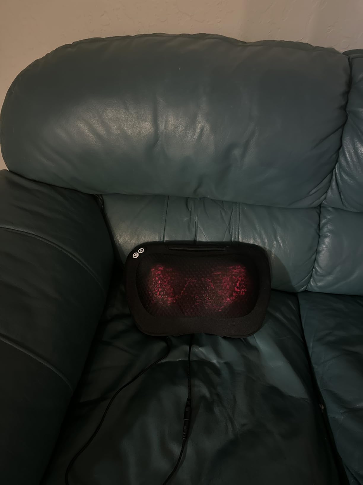 VIKTOR JURGEN Christmas Back Massager Gifts, Shiatsu Kneading Massager for Neck and Shoulder, Massage Pillow with Heat Relaxation Gifts for Women/Men/Dad/Mom/Fathers Day/Mothers Day - Customer Photo 1