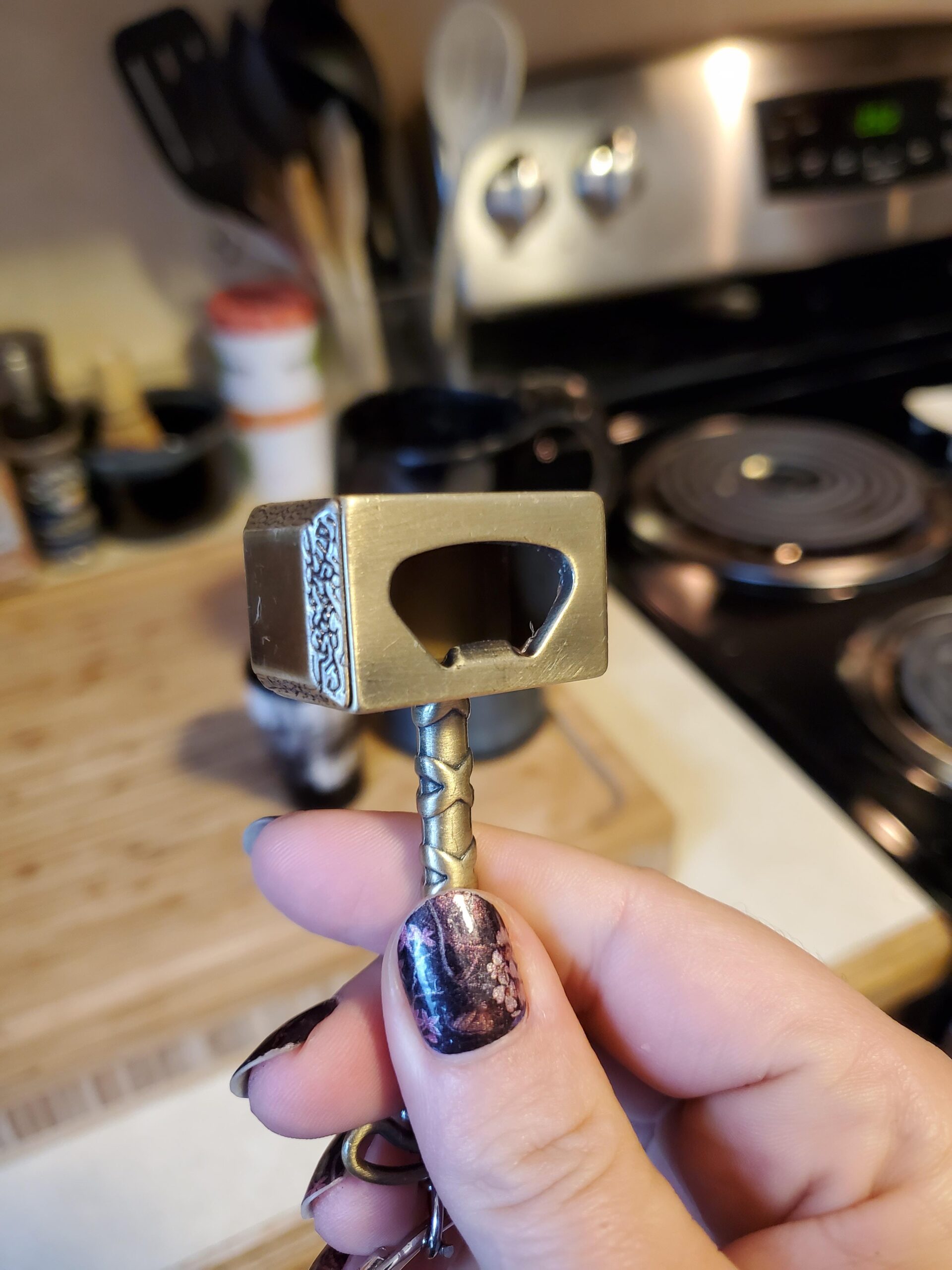 Viking Drinking Horn Mug, 15-20 Oz Natural Ox Horn Cup & Coffee Stein | Cool Unique Gift for Men and Women, Home Decor Accessories | Shot Glasses for Beer, Ale, Whiskey, Mead - Customer Photo 1