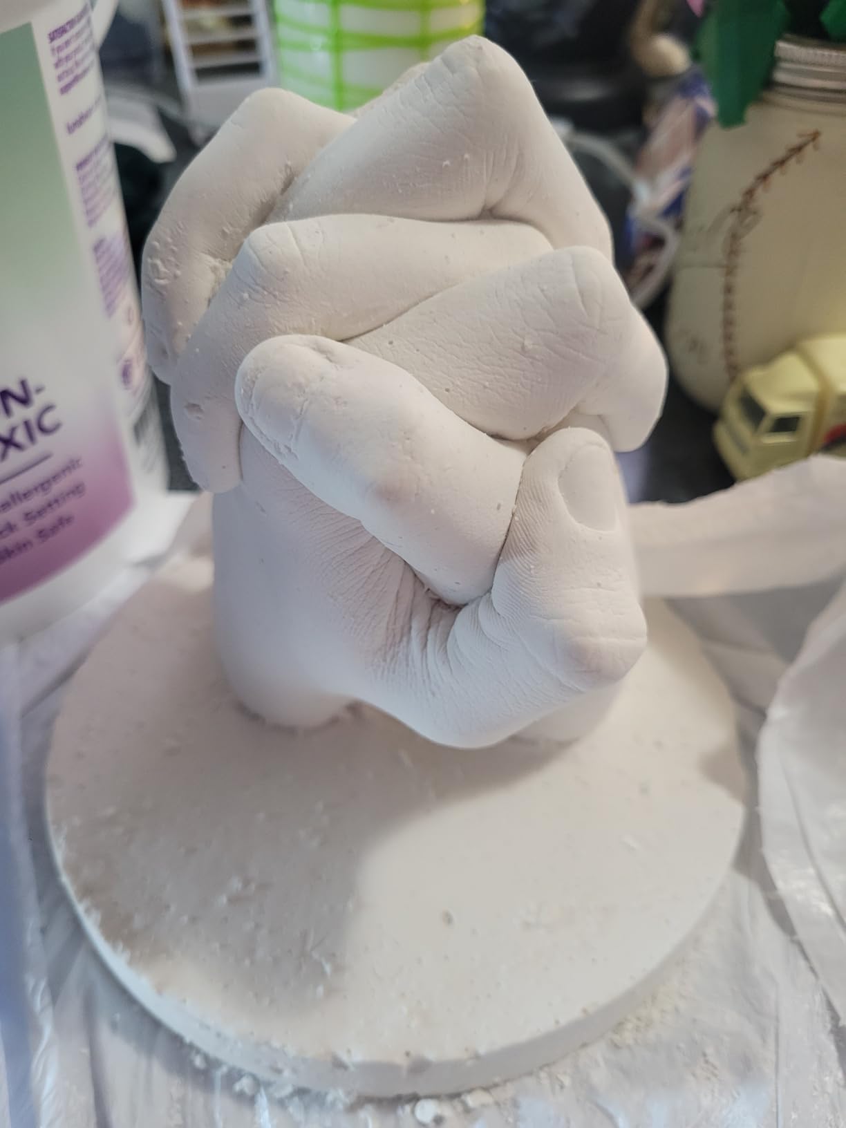 Luna Bean Hand Casting Kit – The Original Hand Mold Kit for Couples – Christmas Gifts for Women, Bridal Shower, Wedding, Engagement Gifts Her Him Anniversary Men Mom Wife Husband Boyfriend Girlfriend Customer Review Luna Bean Hand Casting Kit – The Original Hand Mold Kit for Couples – Christmas Gifts for Women, Bridal Shower, Wedding, Engagement Gifts Her Him Anniversary Men Mom Wife Husband Boyfriend Girlfriend - Customer Photo 1