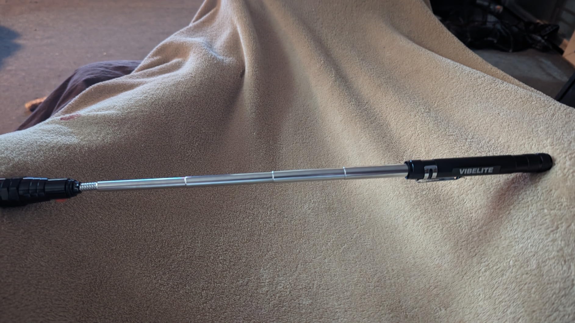 VIBELITE Extendable Magnetic Flashlight with Telescoping Magnet Pickup Tool-Cool Gadget Christmas Gifts Stocking Stuffers for Men, Teen Boys, Husband, Dad, Father, Mechanic, Him, Women, Black - Customer Photo 1