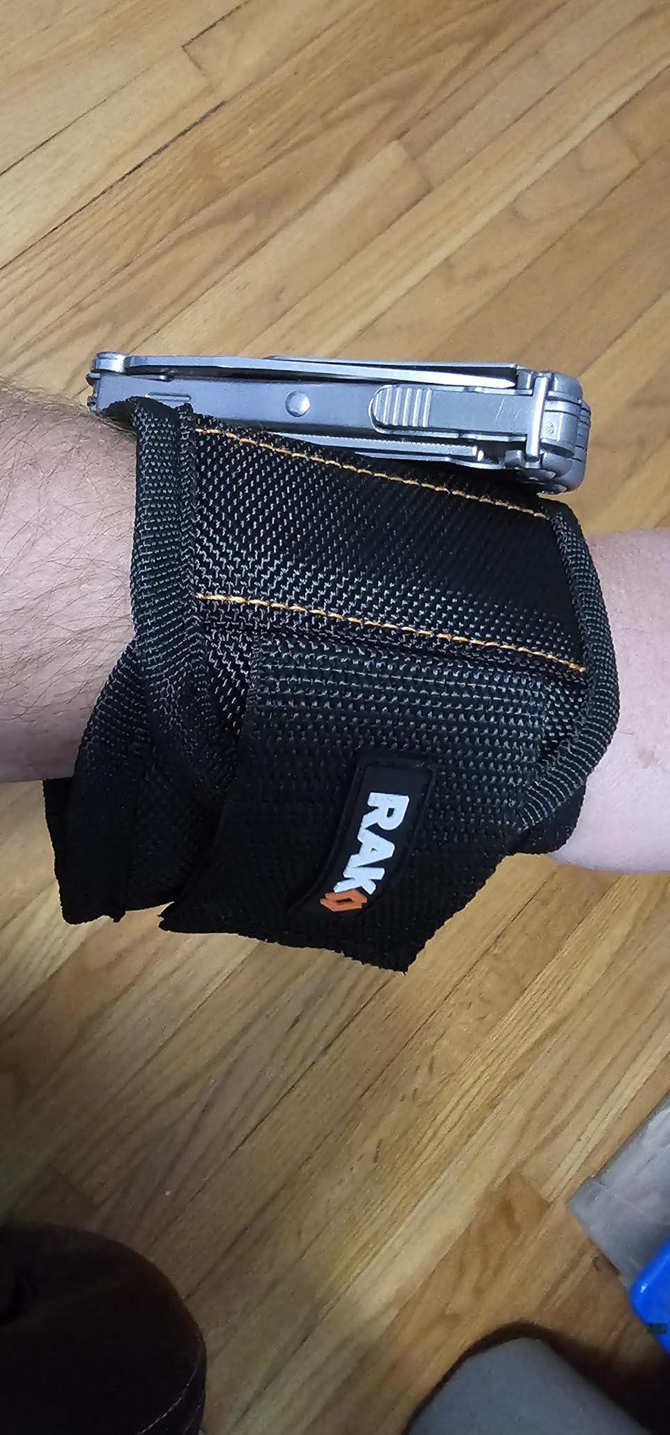 RAK Magnetic Wristband Gifts for Men - Premium Tool Belt for Holding Screws Nails with Powerful Magnets - Customer Photo 1
