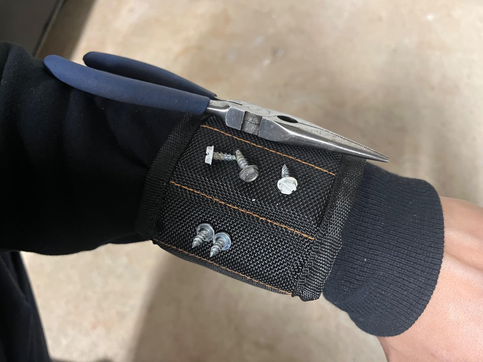 RAK Magnetic Wristband Gifts for Men - Premium Tool Belt for Holding Screws Nails with Powerful Magnets, Cool Gadgets Stocking Stuffers for Men, Holiday for Dad, Husband, Grandpa, Him Customer Review RAK Magnetic Wristband Gifts for Men - Premium Tool Belt for Holding Screws Nails with Powerful Magnets, Cool Gadgets Stocking Stuffers for Men, Holiday for Dad, Husband, Grandpa, Him - Customer Photo 4