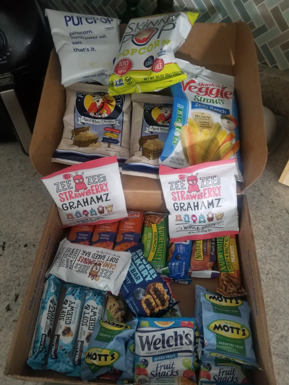 COLLEGEBOX Healthy Snack Box (35 Count) Christmas Variety Pack Care Package Gift Basket Kid Men Women Adult Nuts Health Nutrition Assortment College - Customer Photo 1