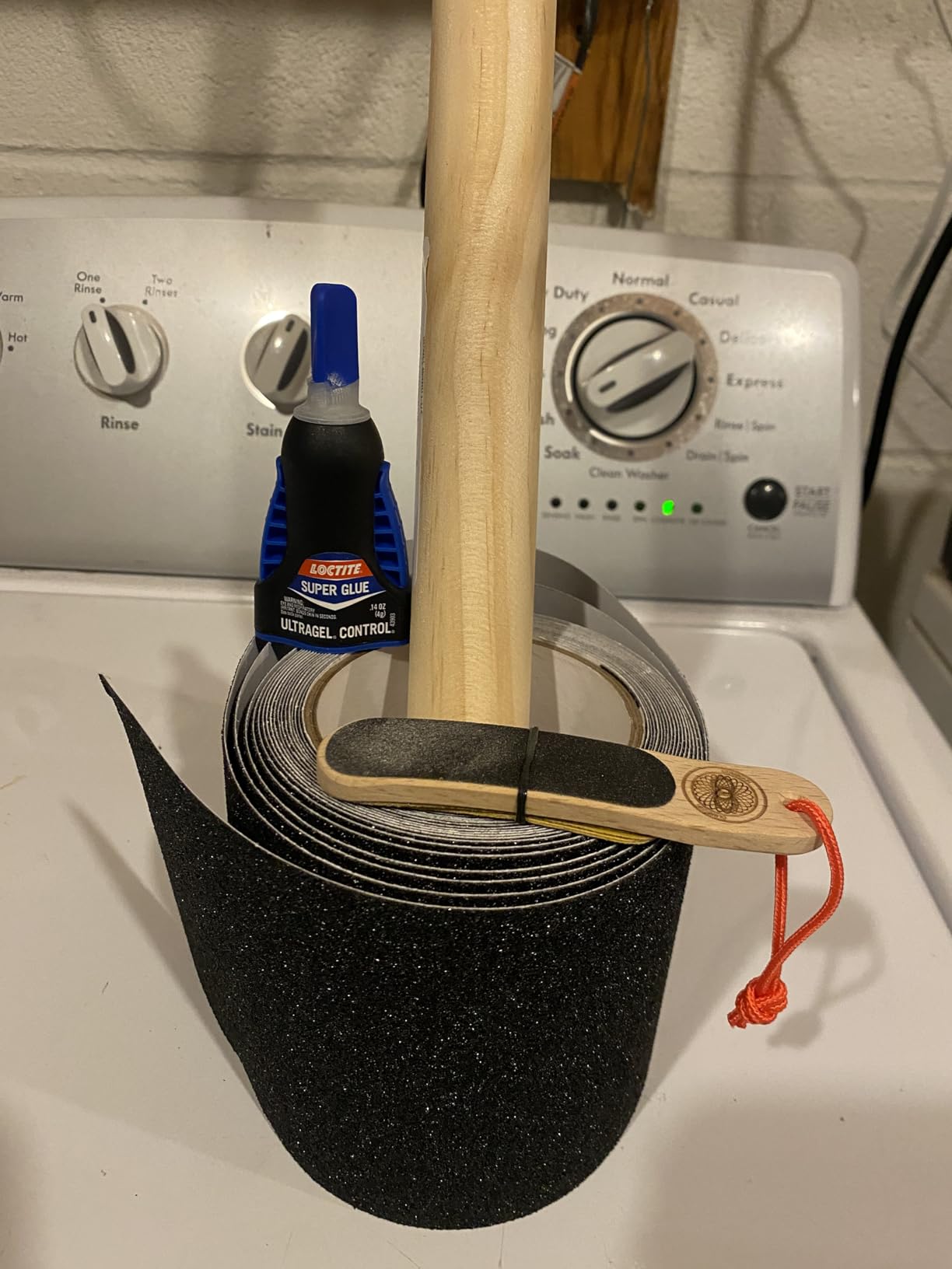 Double Sided Hand & Finger File - Pocket Sized for Travel - for Flappers, Rips, Cracks - Strong Smooth Hands - Great for Gym, Rock Climbers - Customer Photo 2