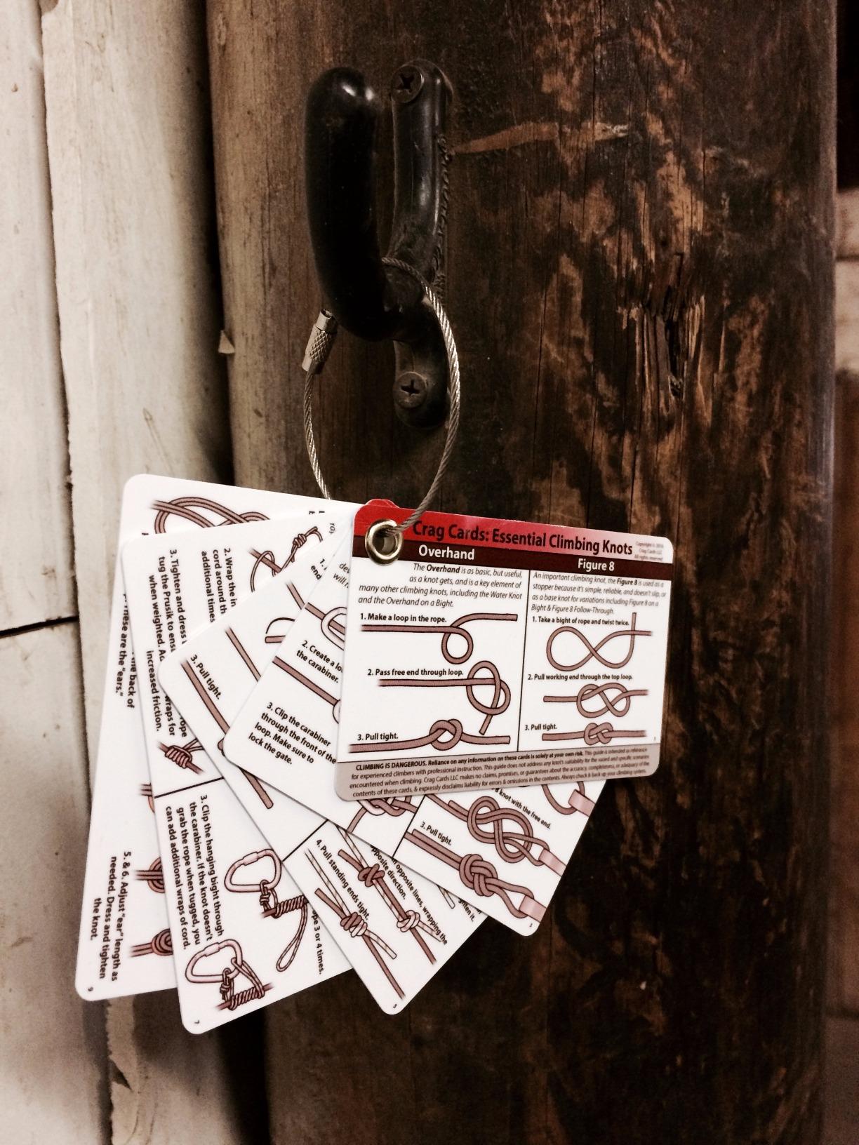 Rock Climbing Knots Pocket Guide: 19 Essential Belay, Rappel, Anchor, and Rescue Rope Knots for Rock Climbers - Customer Photo 2