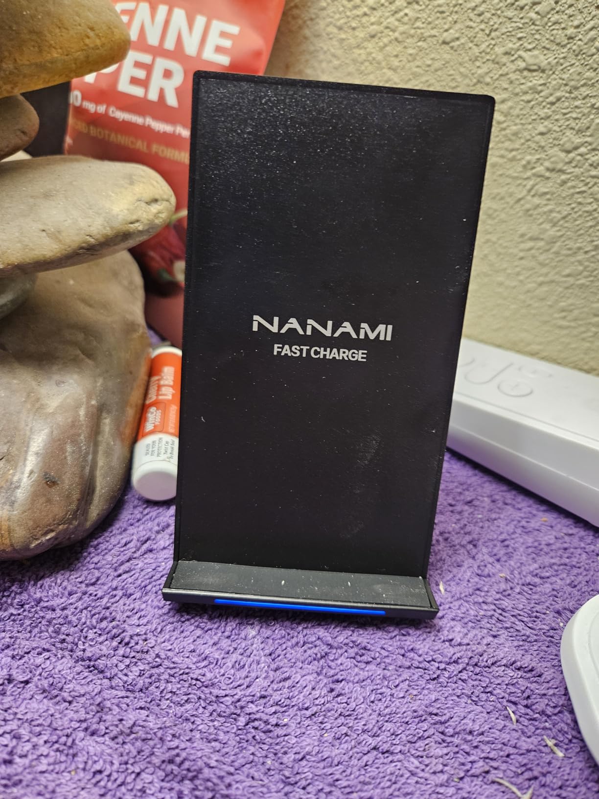 Fast Wireless Charger, NANAMI 15W Qi Certified Wireless Charging Stand Compatible iPhone 17/17 Air/16/15/15 Pro/15 Plus/15 Pro Max/14/13/12, for Samsung Galaxy S25/S24/S23/S22/S21 and Qi-Enabled Phone - Customer Photo 1