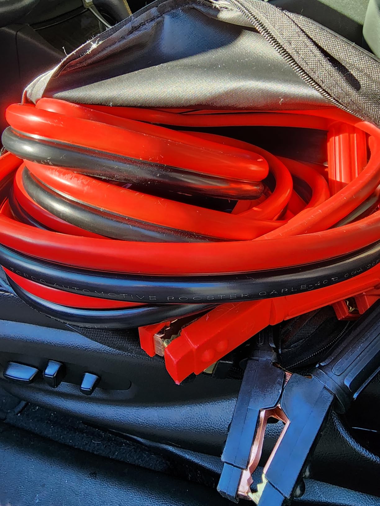 TOPDC 4 Gauge 20 Feet Jumper Cables for Car, SUV and Trucks Battery, Heavy Duty Automotive Booster Cables for Jump Starting Dead or Weak Batteries with Carry Bag, (TD-P0420) - Customer Photo 1