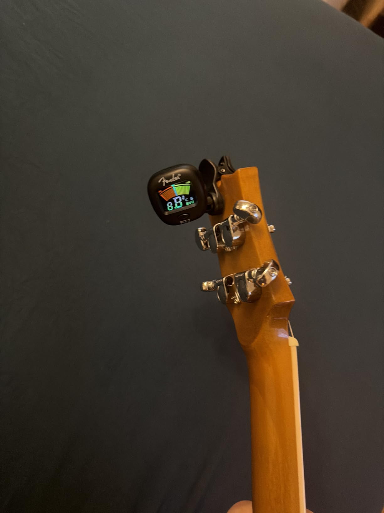Fender FCT-2 Professional Clip-On Tuner - Customer Photo 2