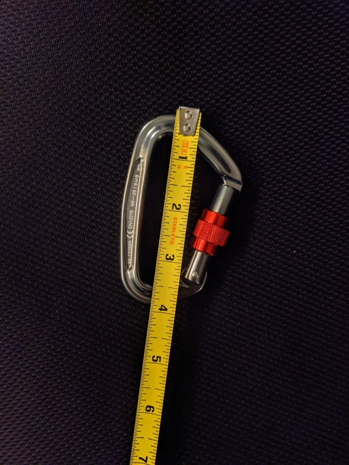 Locking Carabiner - 25kN 5600lb Climbing Carabiner Screw Gate D Shape Carabiner - Customer Photo 1