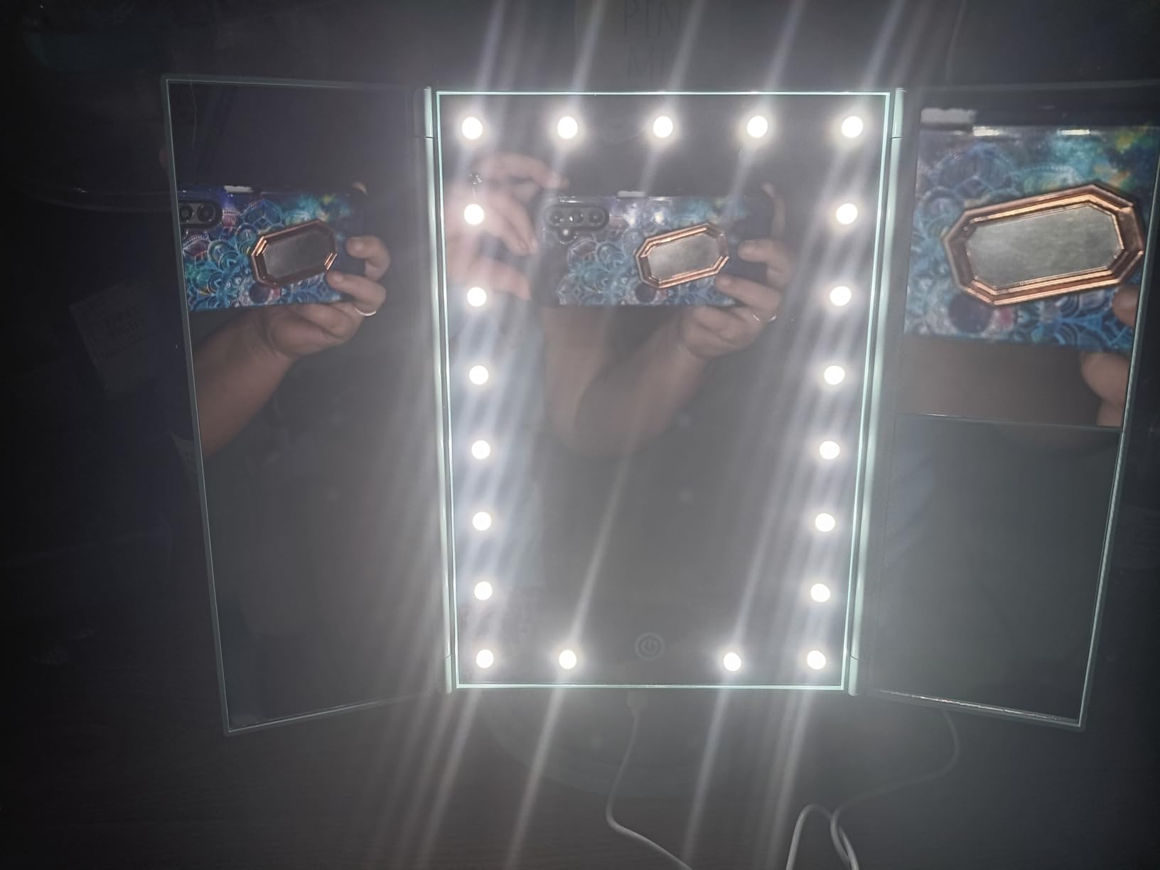 Tri-fold Lighted Vanity Makeup Mirror with 3x/2x Magnification,21 LEDs Light and Touch Screen,180 Degree Free Rotation Countertop Cosmetic Mirror,Travel (Rose Gold) - Customer Photo 1