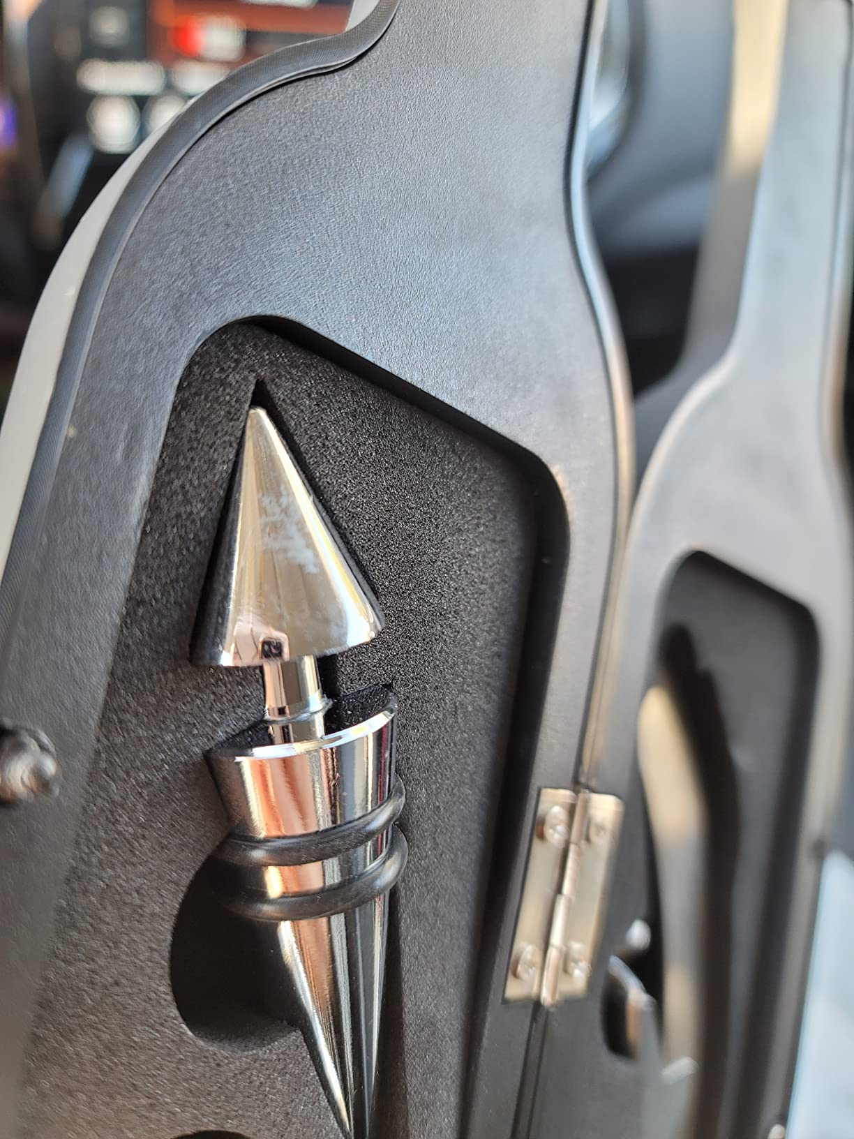 Kato Wine Accessories Gift Set - Bottle Corkscrew Opener Kit, Drip Ring, Foil Cutter, Wine Pourer and Stopper in Novelty Bottle-Shaped Case - Valentine's Gift, Black - Customer Photo 4