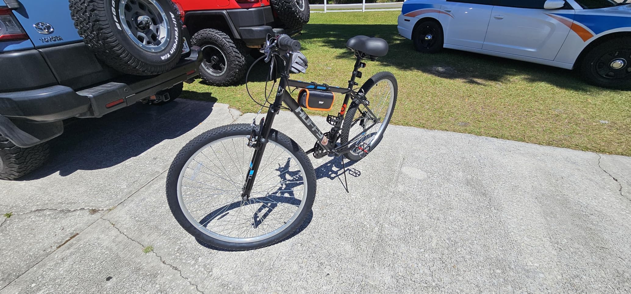 Bicycle Repair Bag With Tire Pump, Portable Tool Kit for Camping Travel - Bike Glueless Patches, Maintenance Essentials All in One Safety Kit - Customer Photo 3